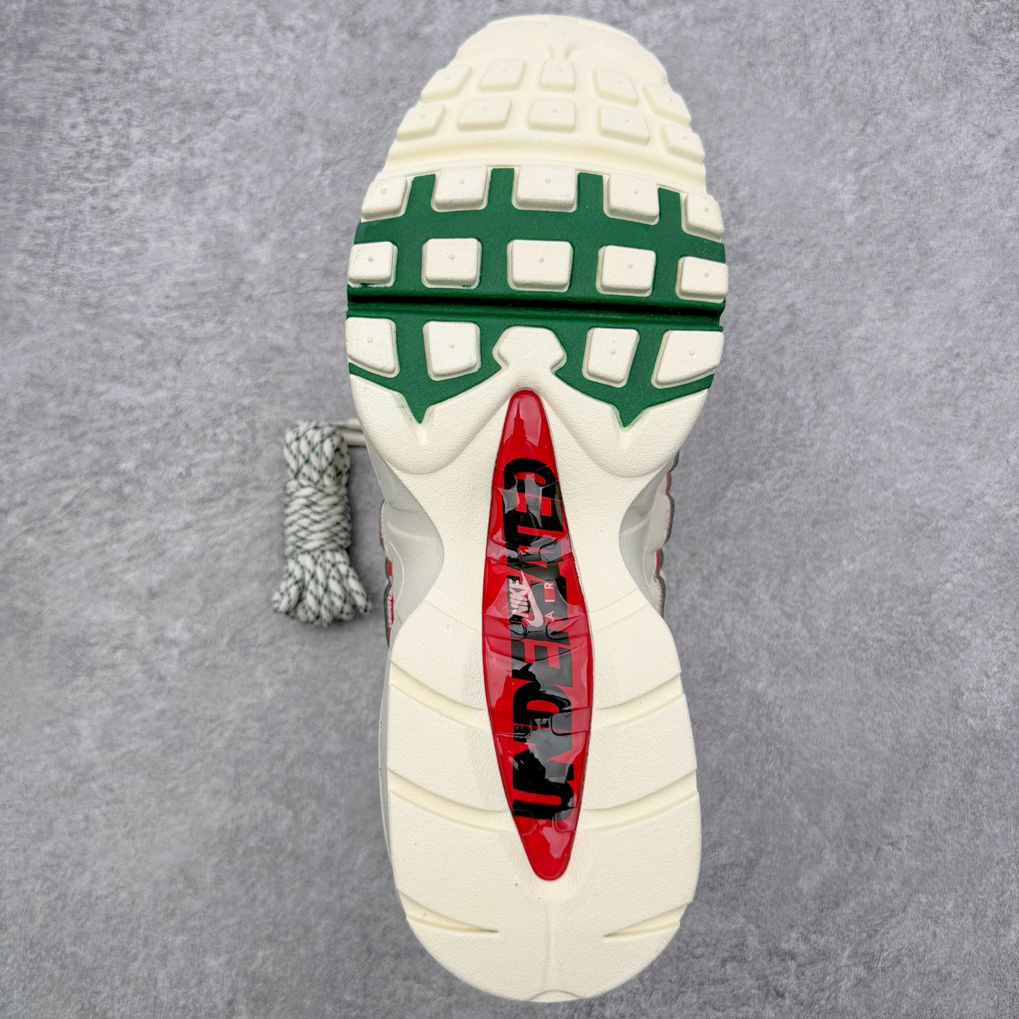 Undefeated x Nike Air Max 95 IB4523-100