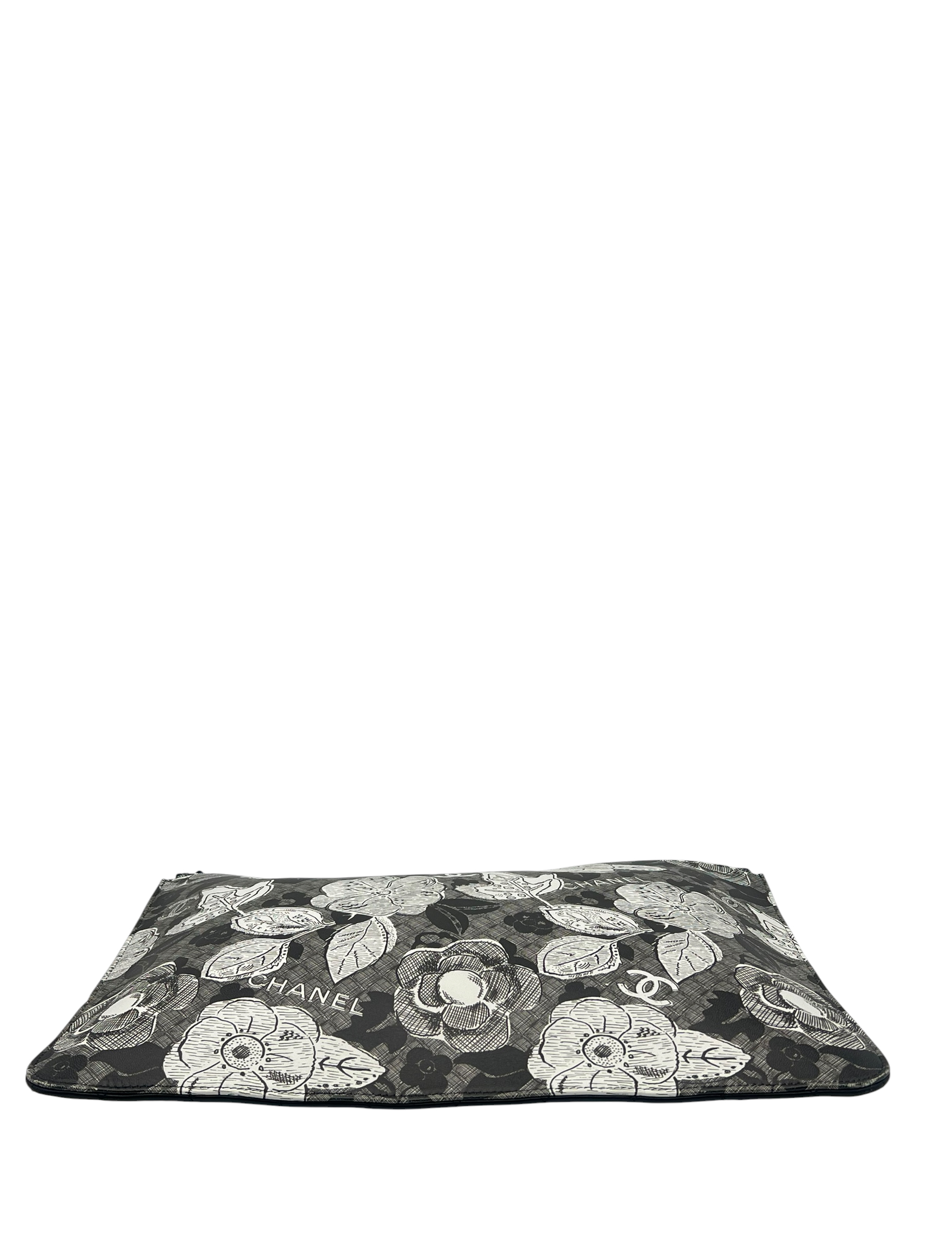 Pre-Owned CHANEL Camellia Printed Pouch / Product Code: 26051913