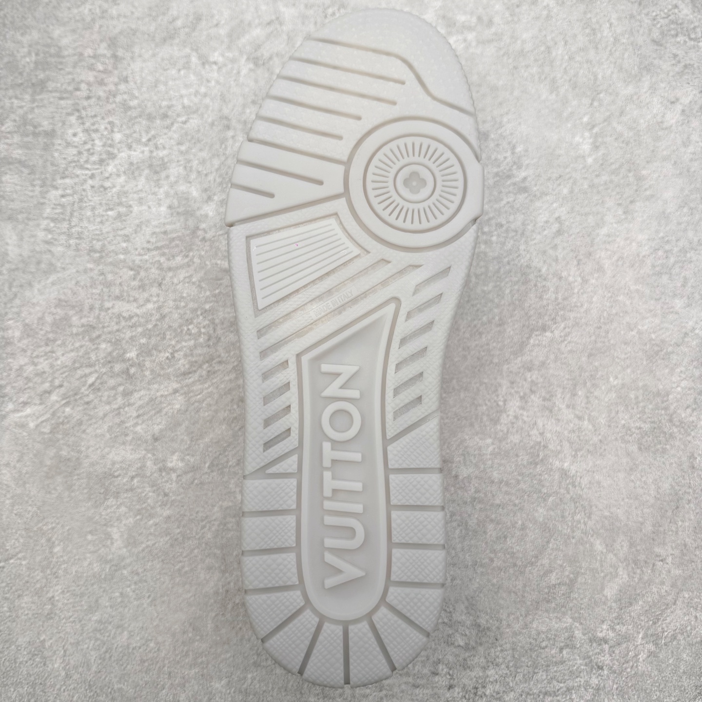 Louis Vuitton LV Trainer