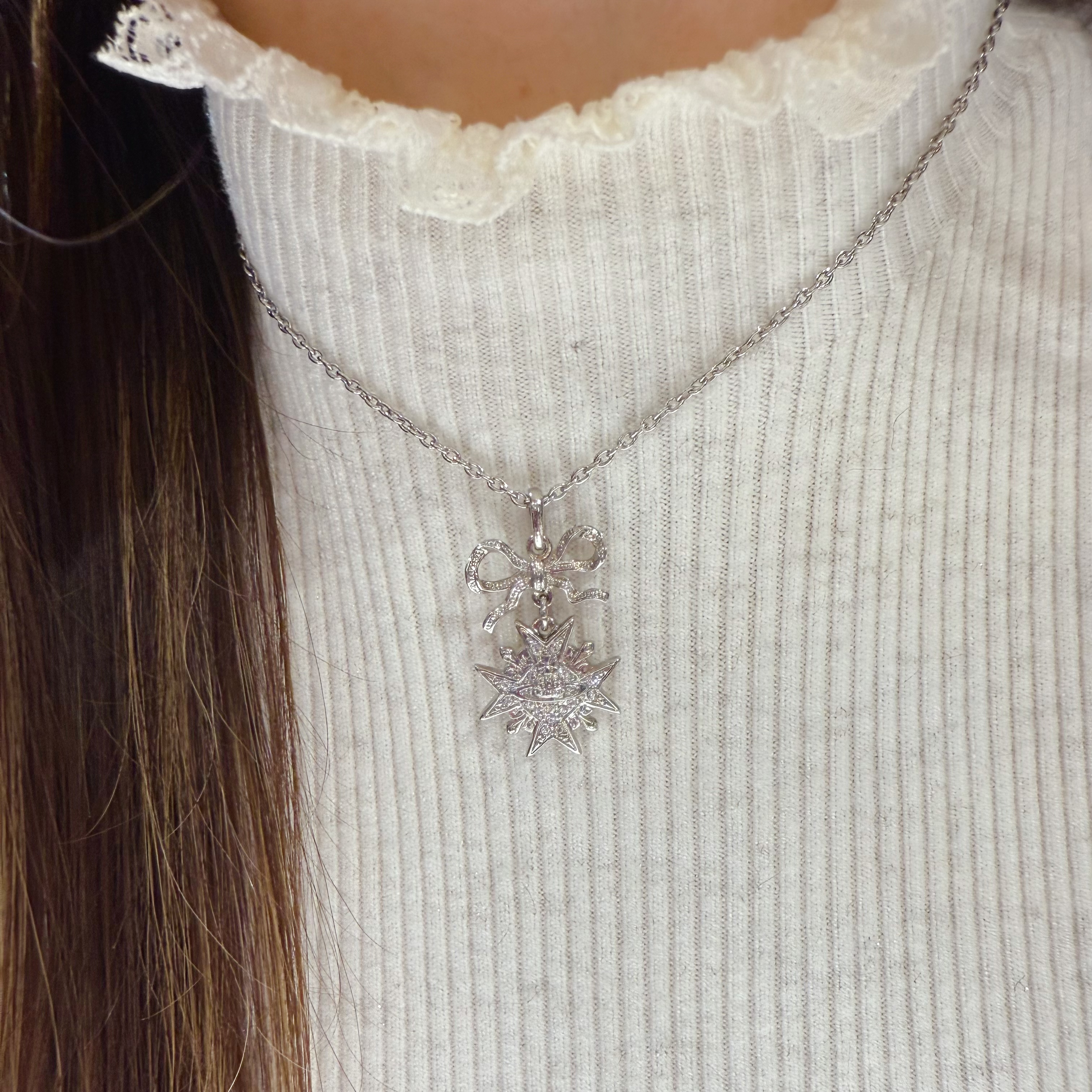 Vivienne Westwood necklace snow