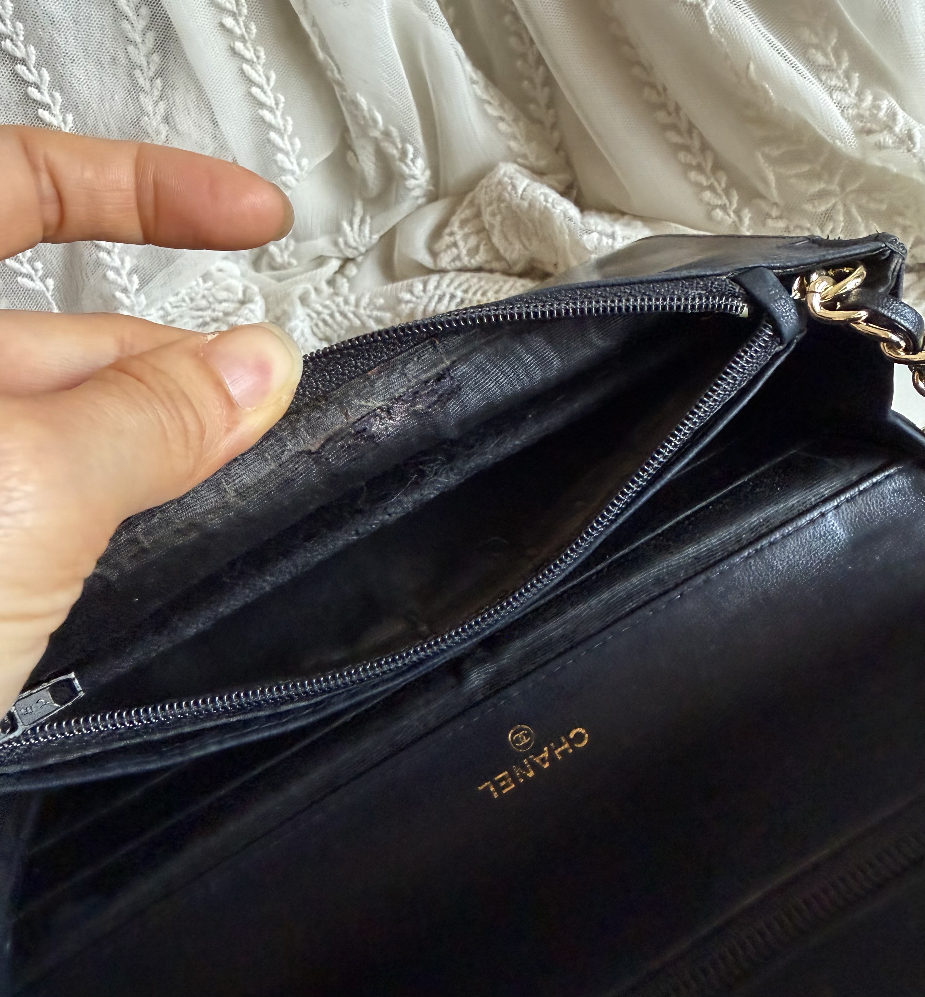 Vintage Chanel patent leather wallet 