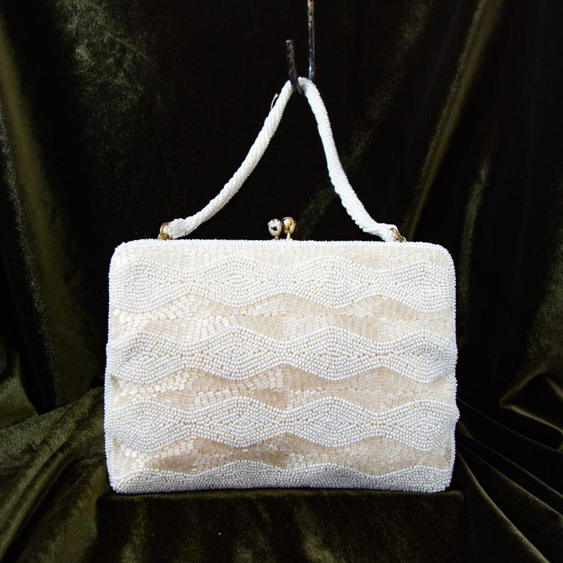 C.a. 1960s Wavy Pattern Handmade Two Tone Bead Bag from Germany (EV259)