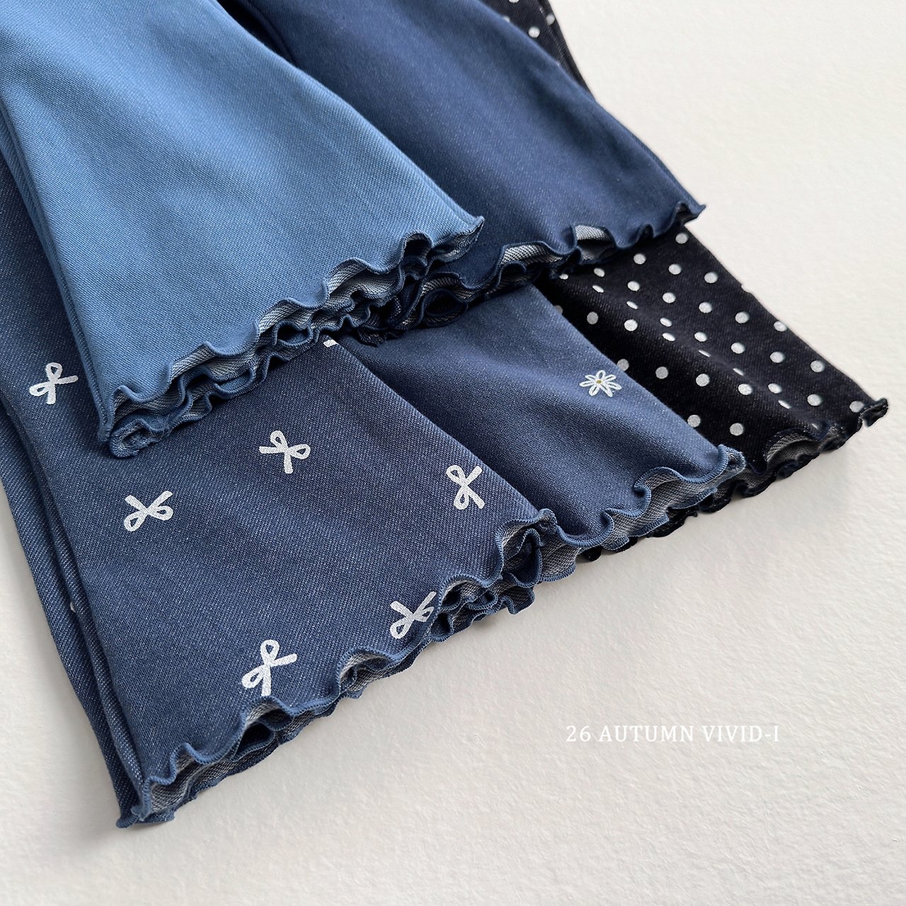 Vivid | Soft denim pants