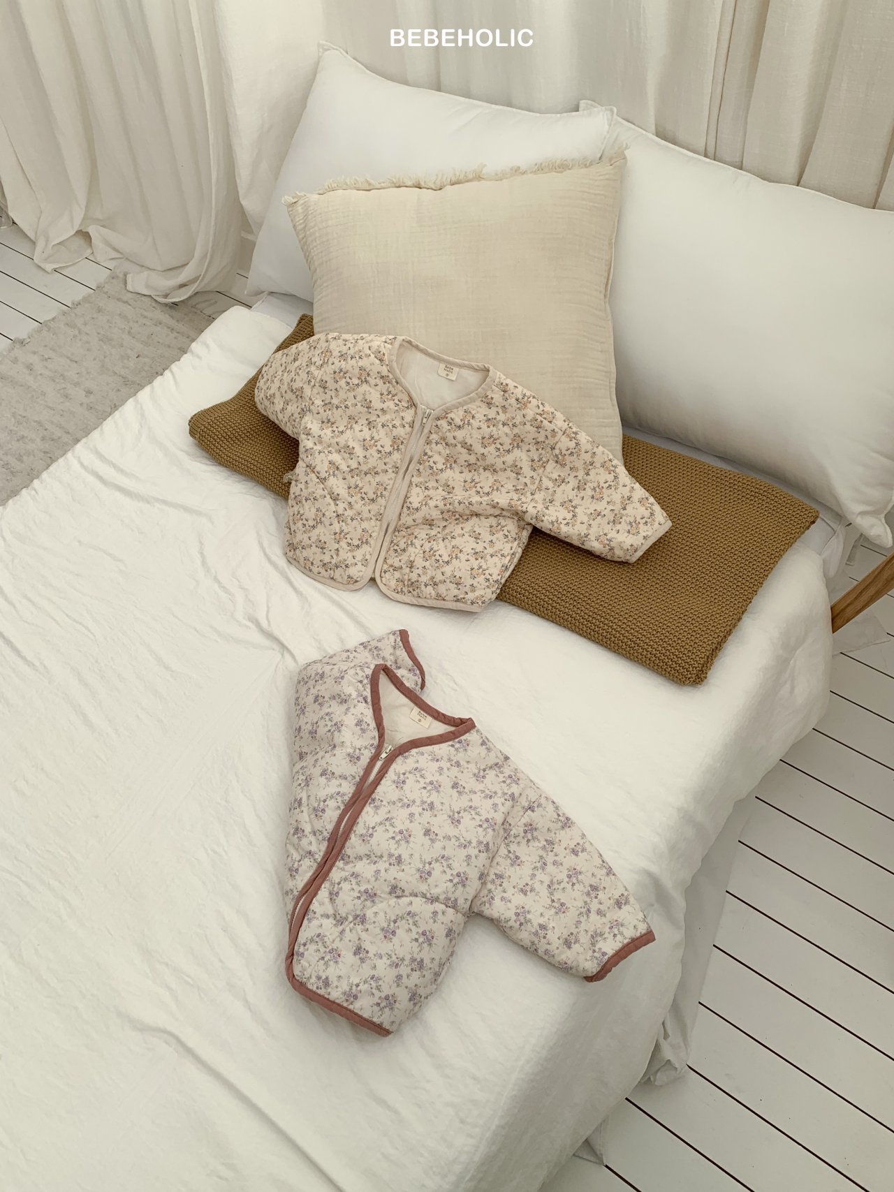 🌸預訂 韓國直送🌸🇰🇷BEBEHOLIC兩色碎花拉鍊外套