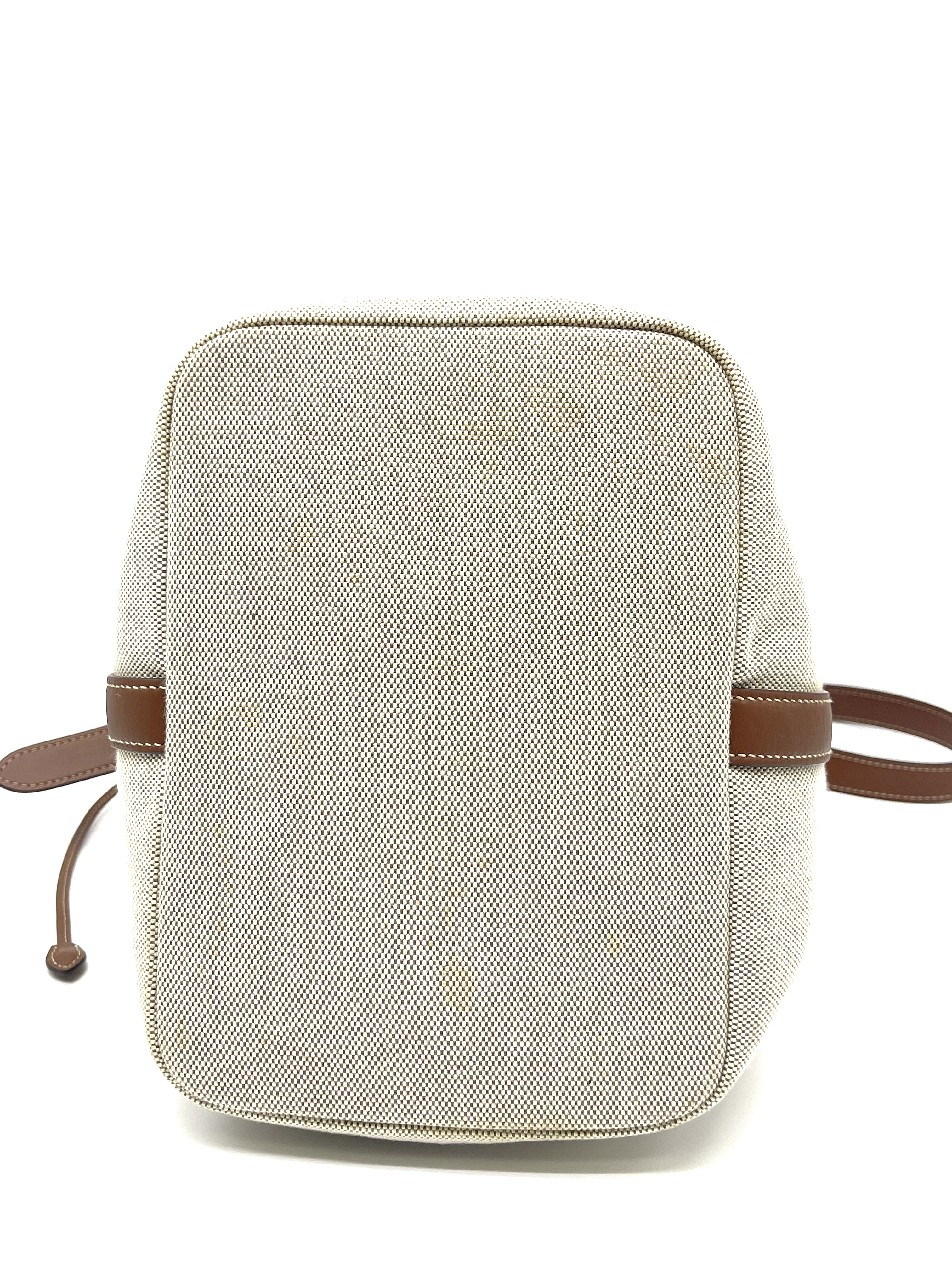 Pre-Owned MIU MIU Logo-Appliquéd Canvas / Product Code: 26041201