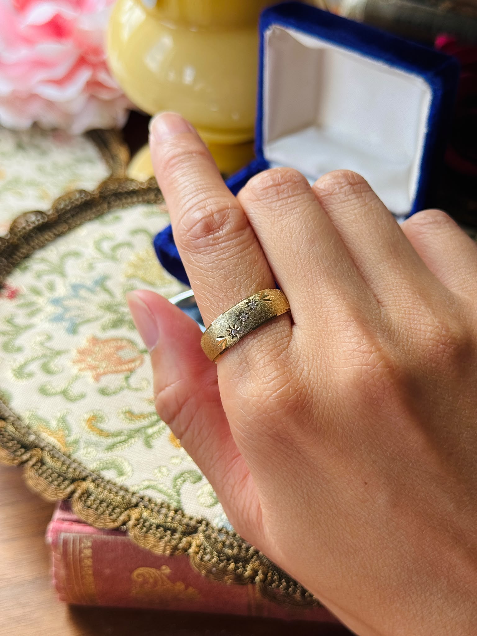 C.a. 1980s Art-Deco Inspired Golden Ring - HK size 20 (MT2622)