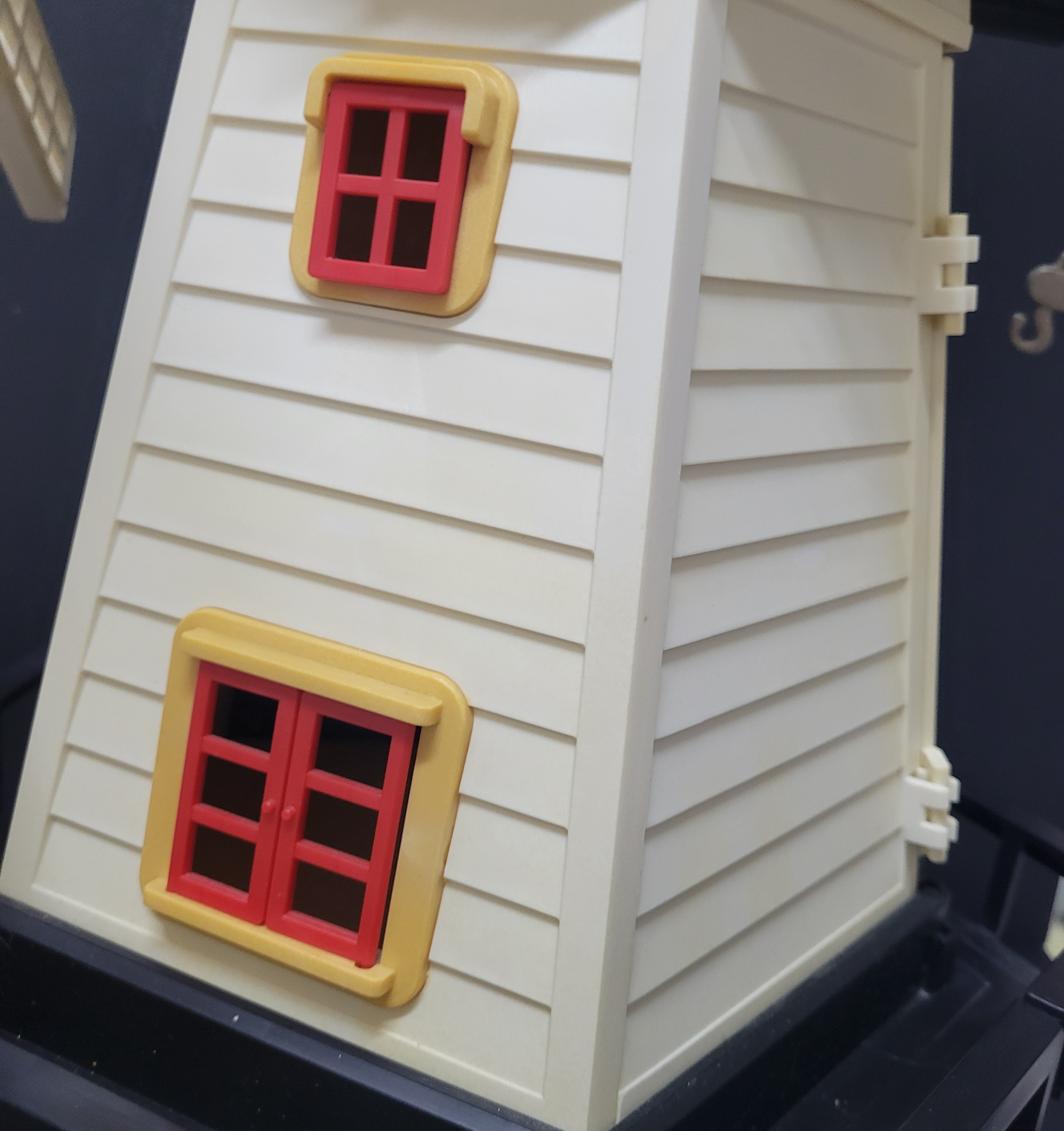 森林家族舊版風車屋