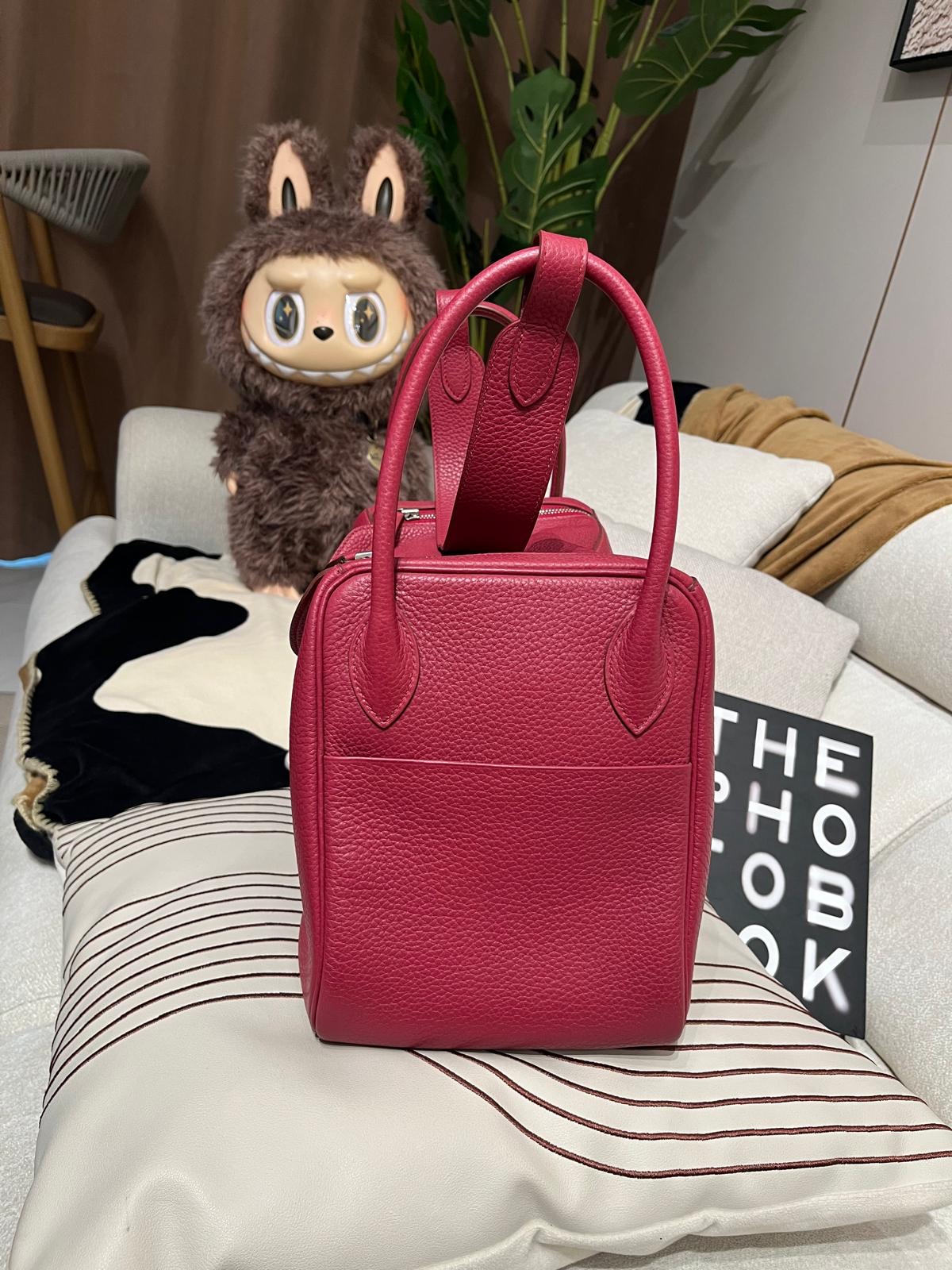 Hermes Lindy 34,rubis,STAMP T 100%Authentic,95%new✅dust bag