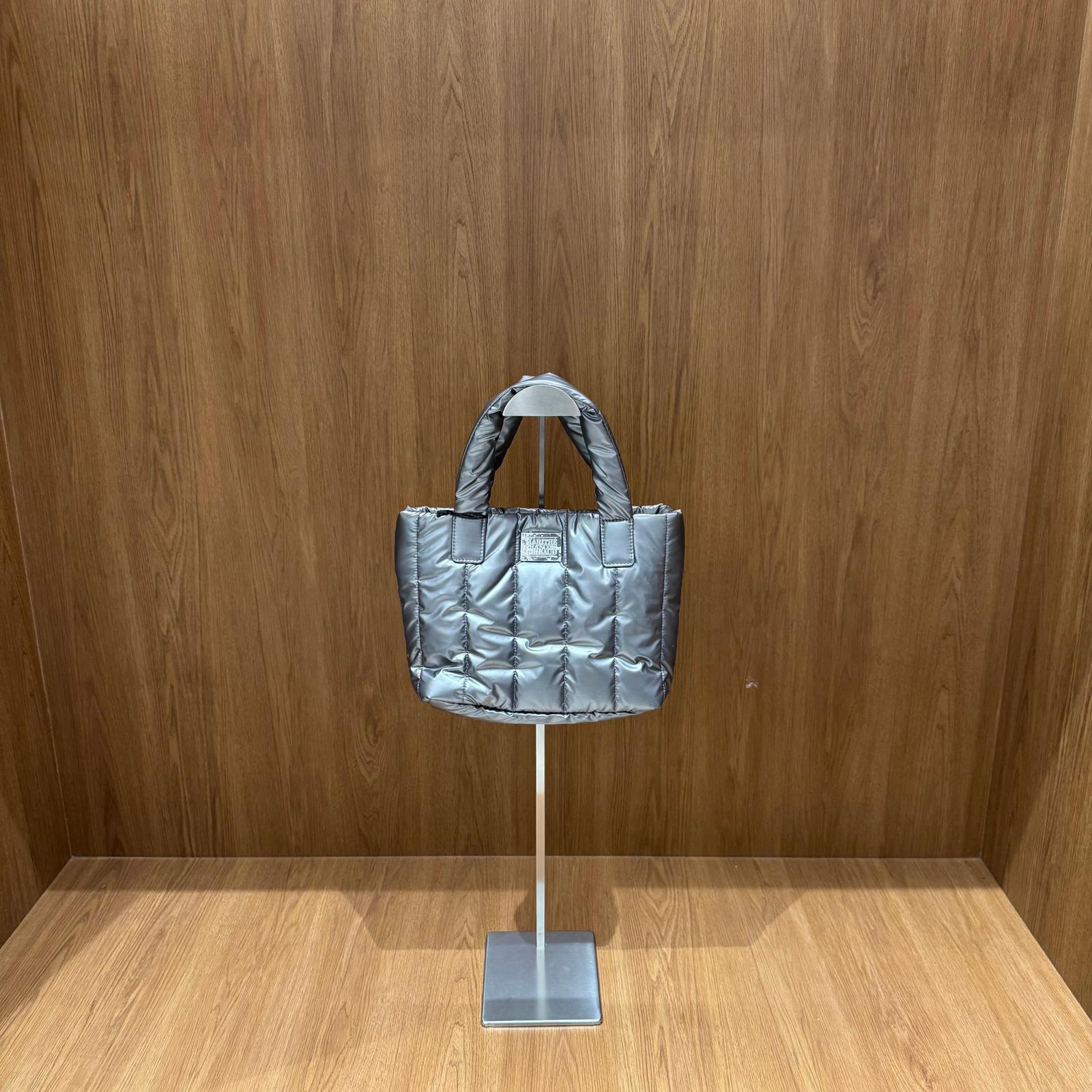 Marithe Classic Logo Matt Metallic Padding Bag
