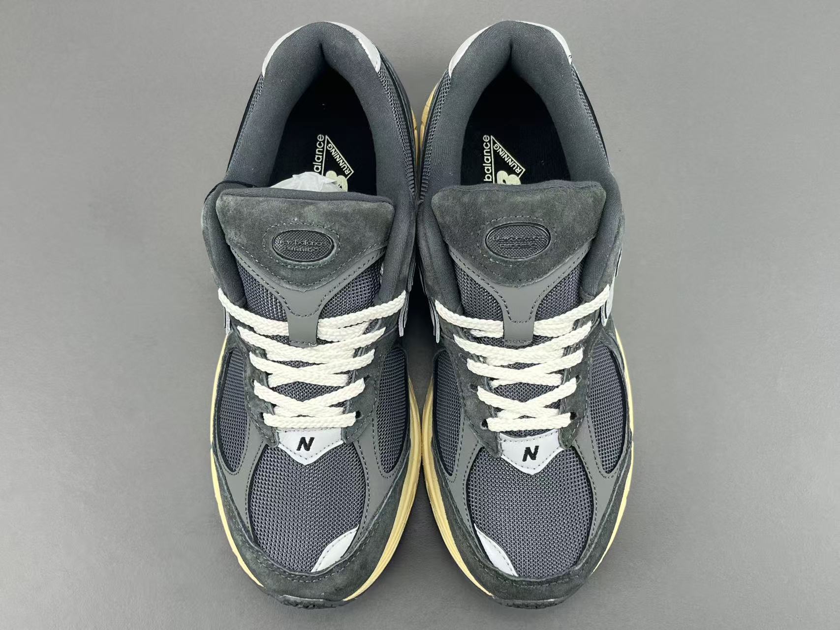 New Balance 2002R ML2002RHQ