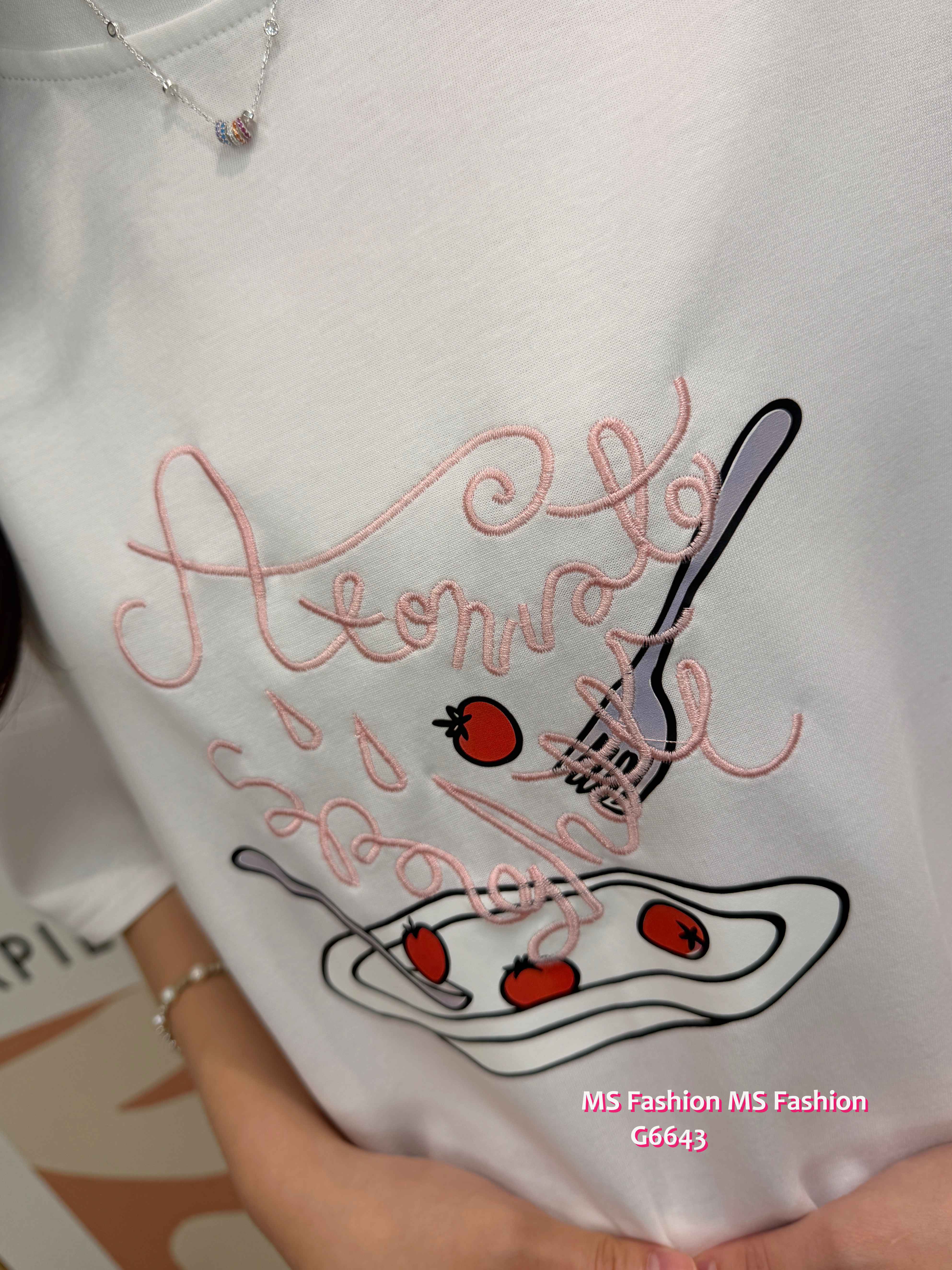 G6643 靚print泡泡袖top