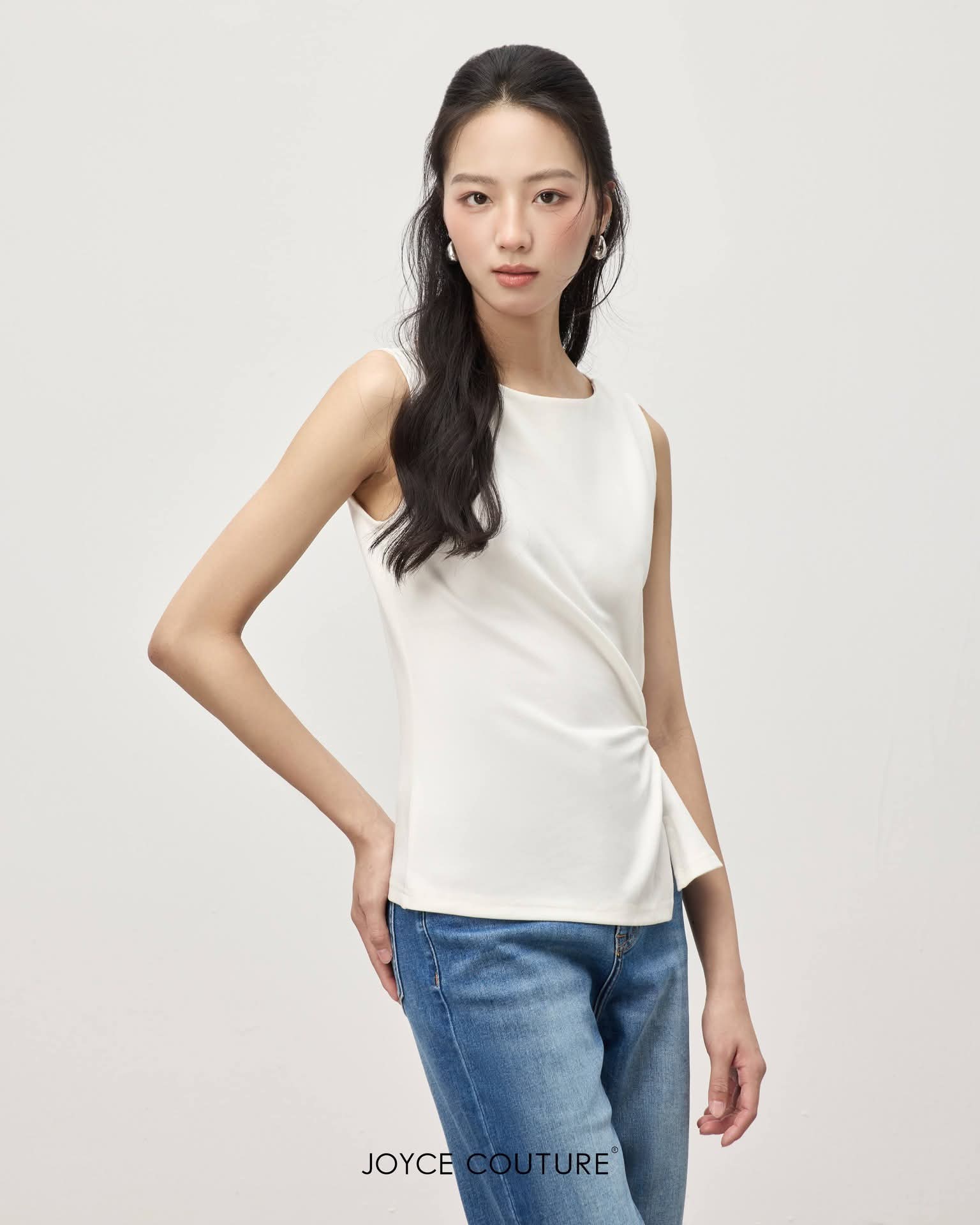 九分锥形弹性牛仔裤 P0690