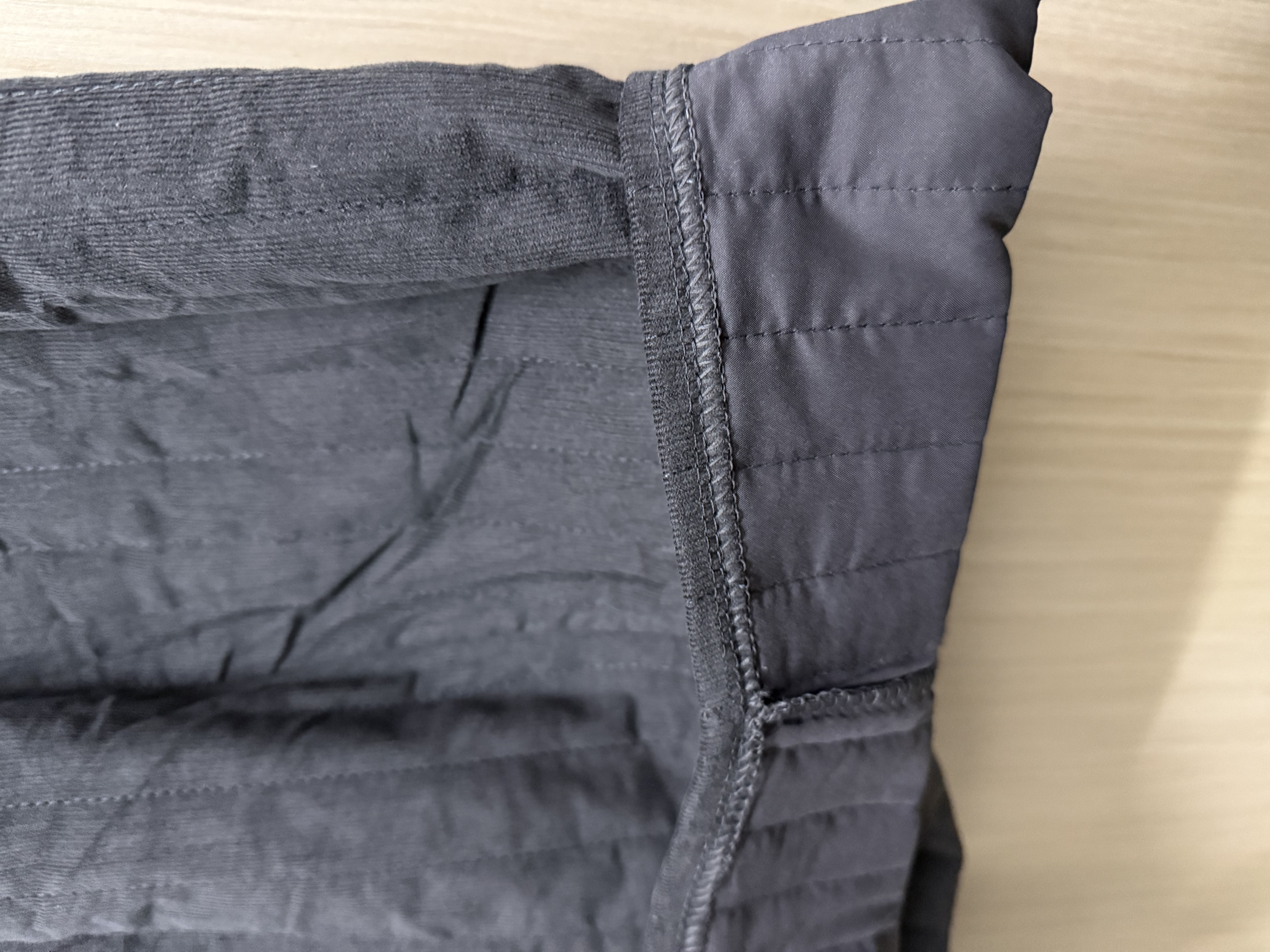 薄燈芯絨直紋裙褲