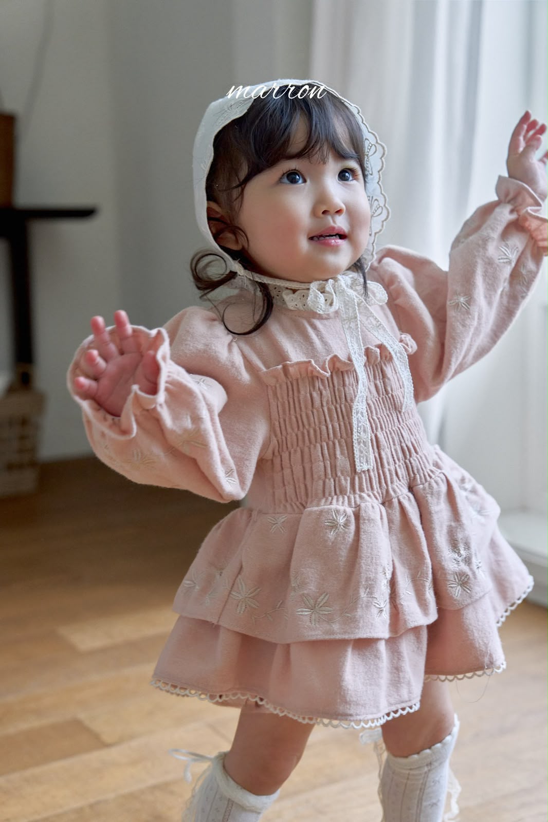 AW6132 Suit