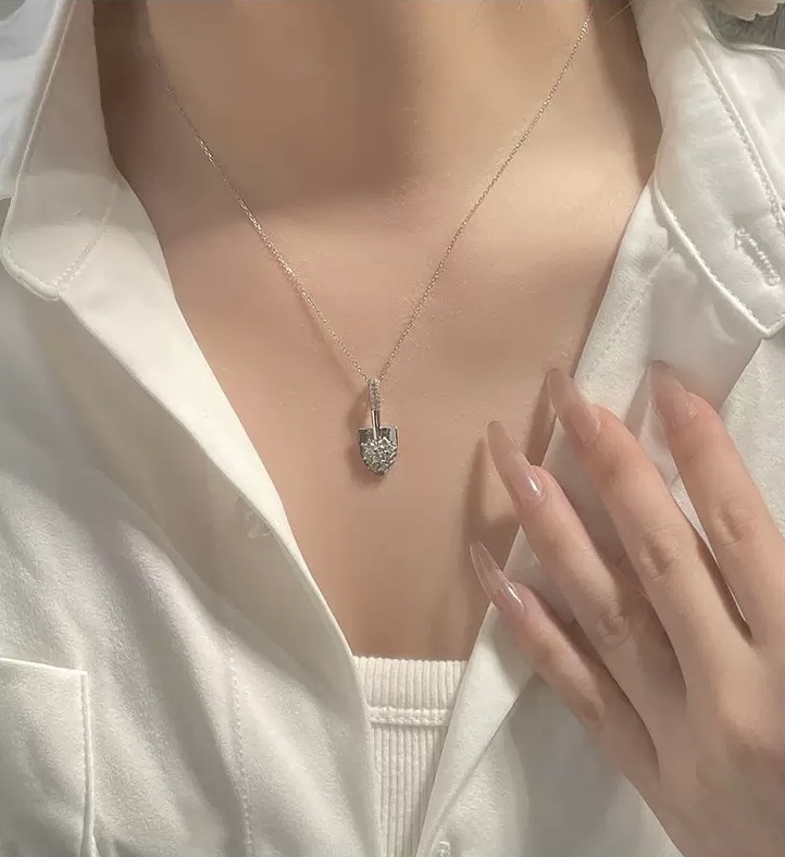 银铲铲项链