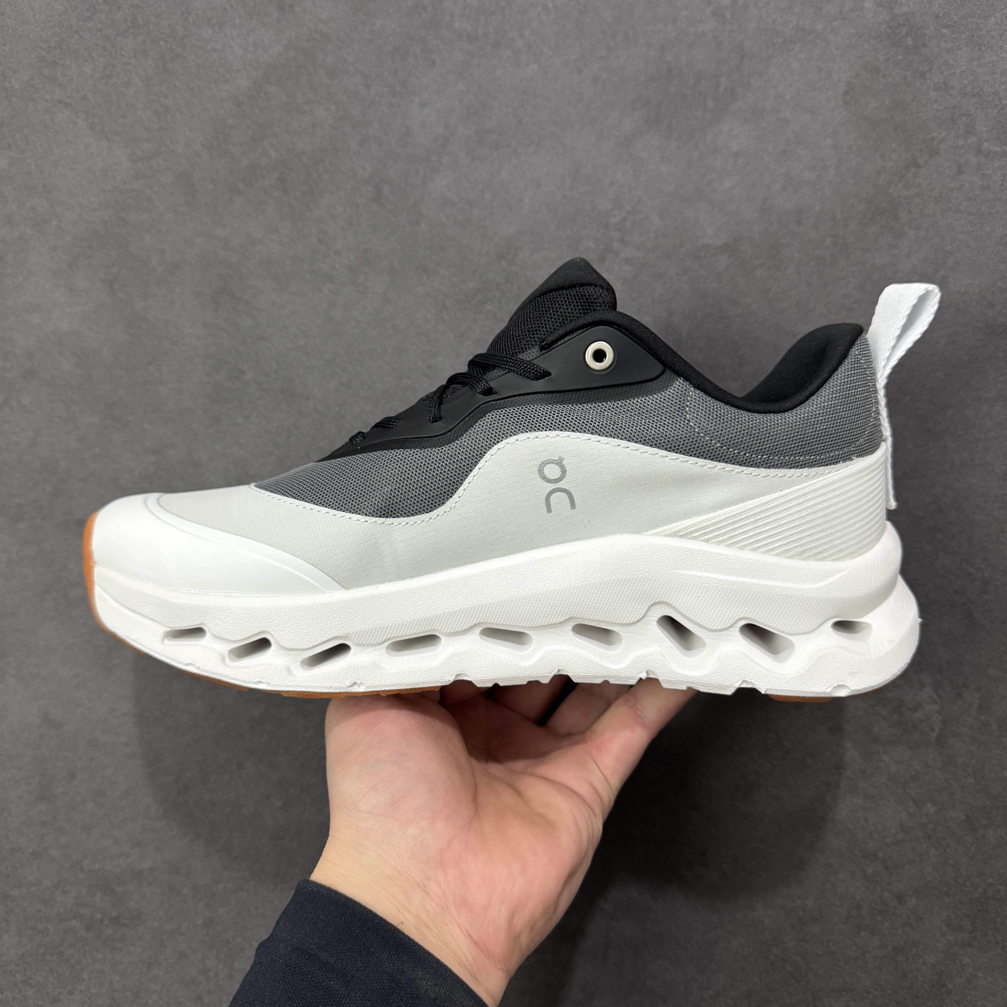 On Running Cloudtilt 2LOEWE 