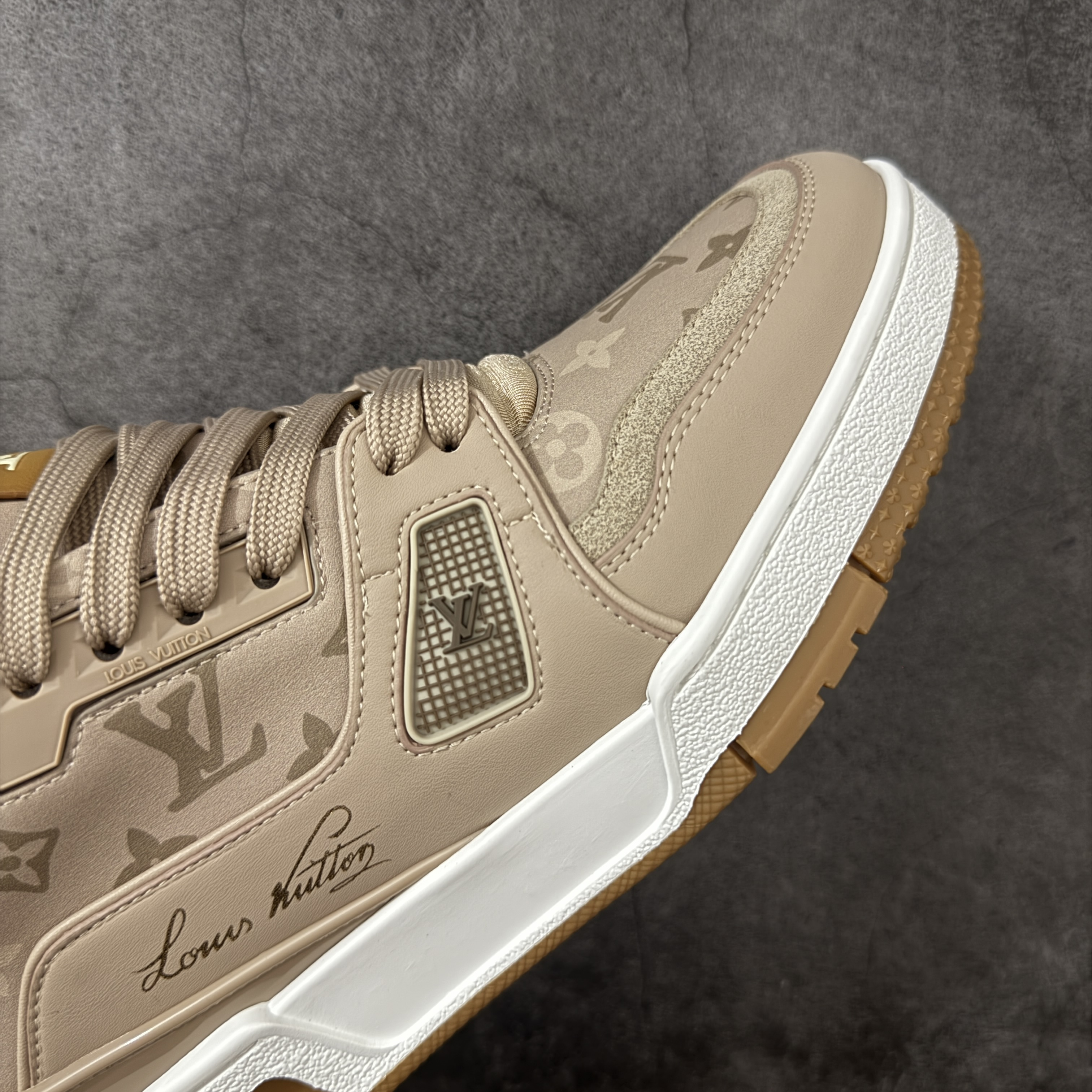Louis Vuitton LV Trainer