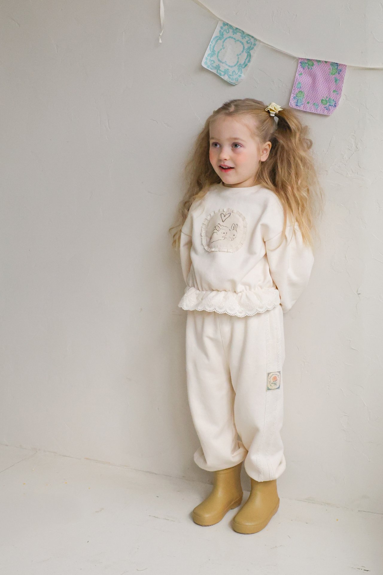 兔仔 🐰 Top / Lace Pants