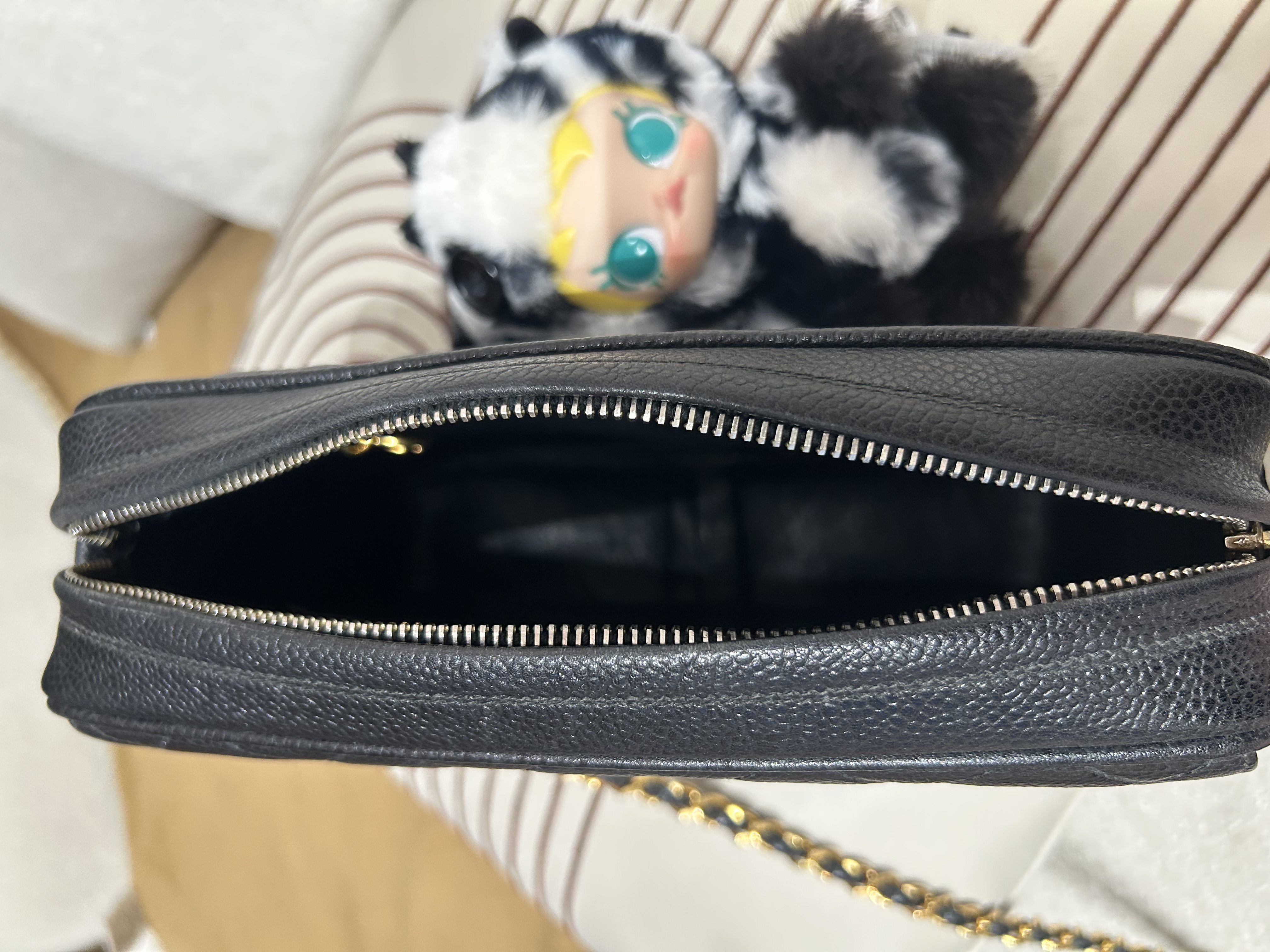 chanel vintage shoulder bag 黑色荔枝牛皮金球 100%Authentic, 90%new ✅dust bag ✅box