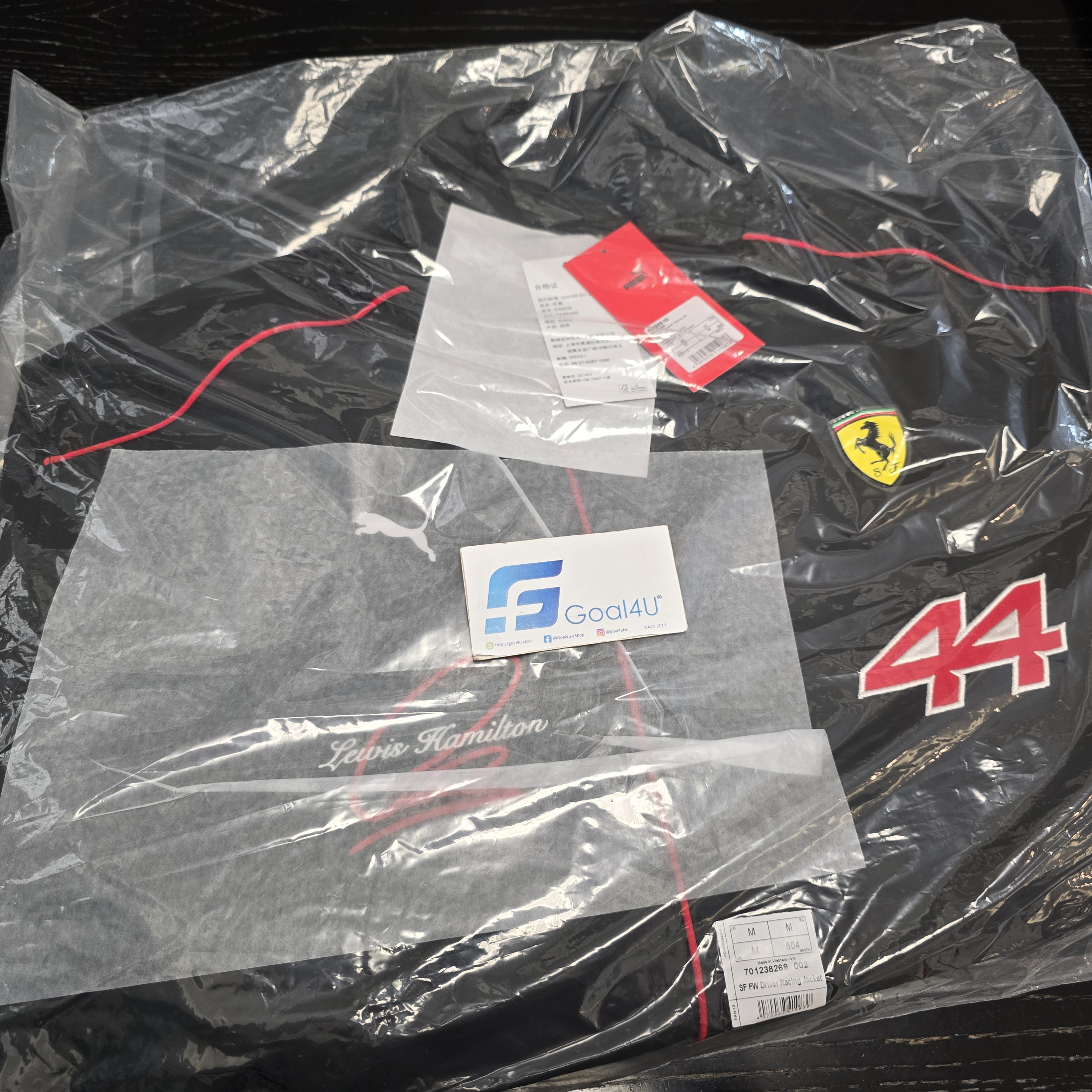 🏎️ 傳奇降臨 F1 Scuderia Ferrari 法拉利車隊咸美頓車手外套 701238269-LH