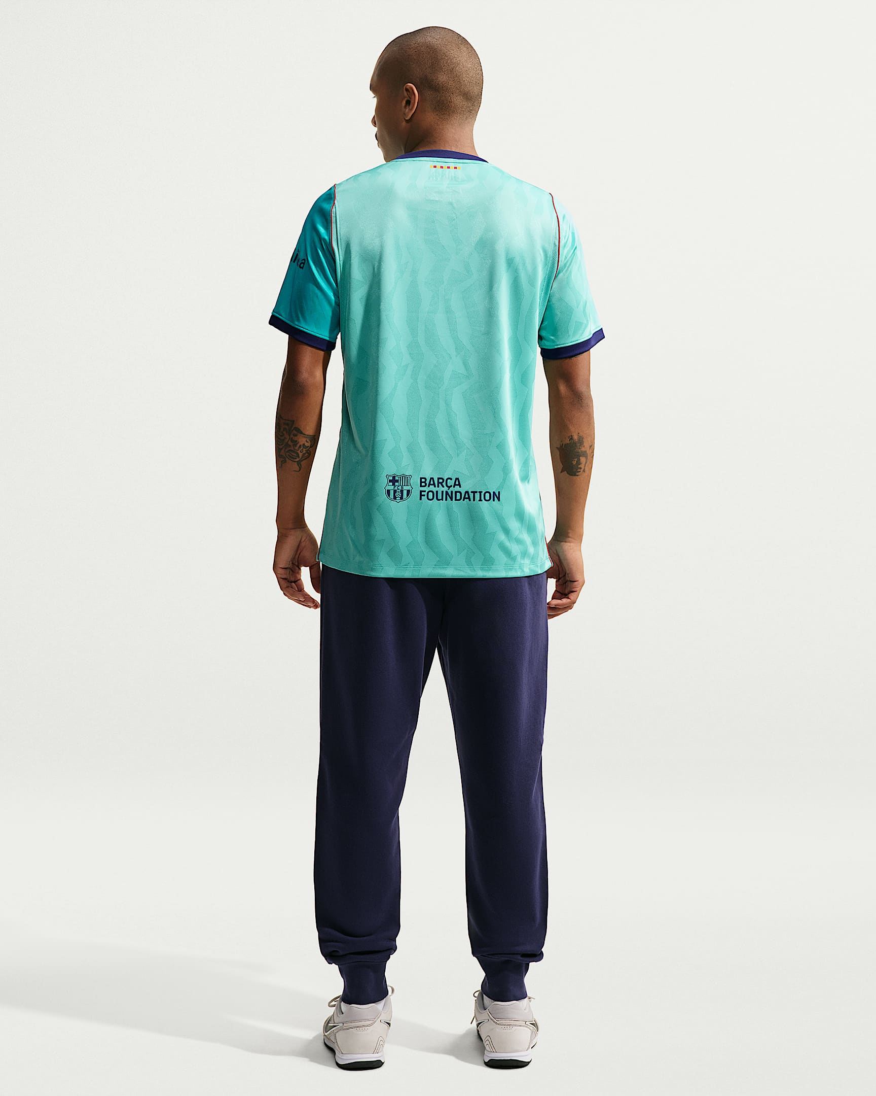 重溫經典設計 Nike Barcelona 巴塞羅拿 2026-27 三客球迷版球衣 (可加印字章) II6652