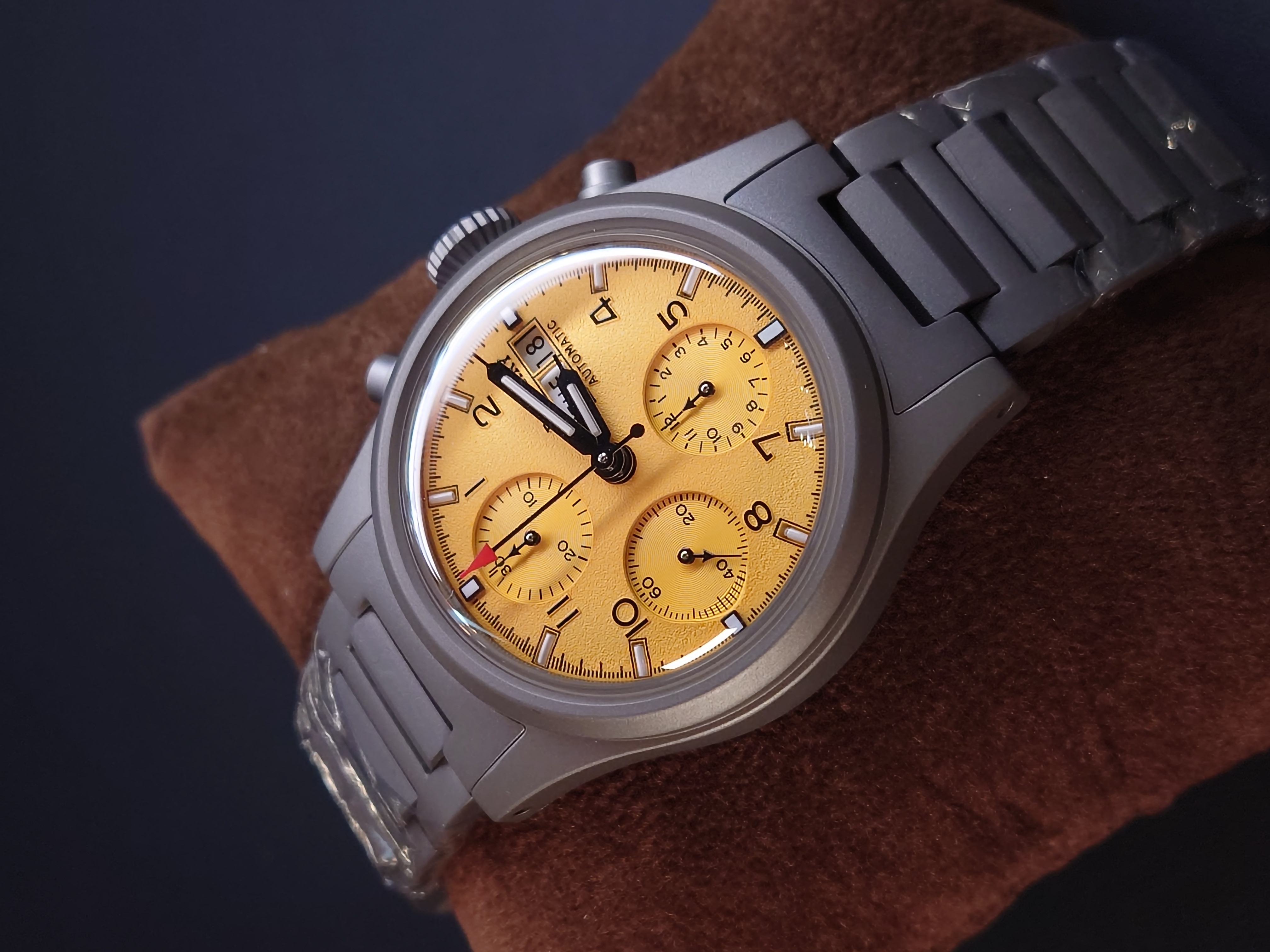 Boderry Landmaster Titanium Chronograph Automatic -  BD-A18T-05B Yellow