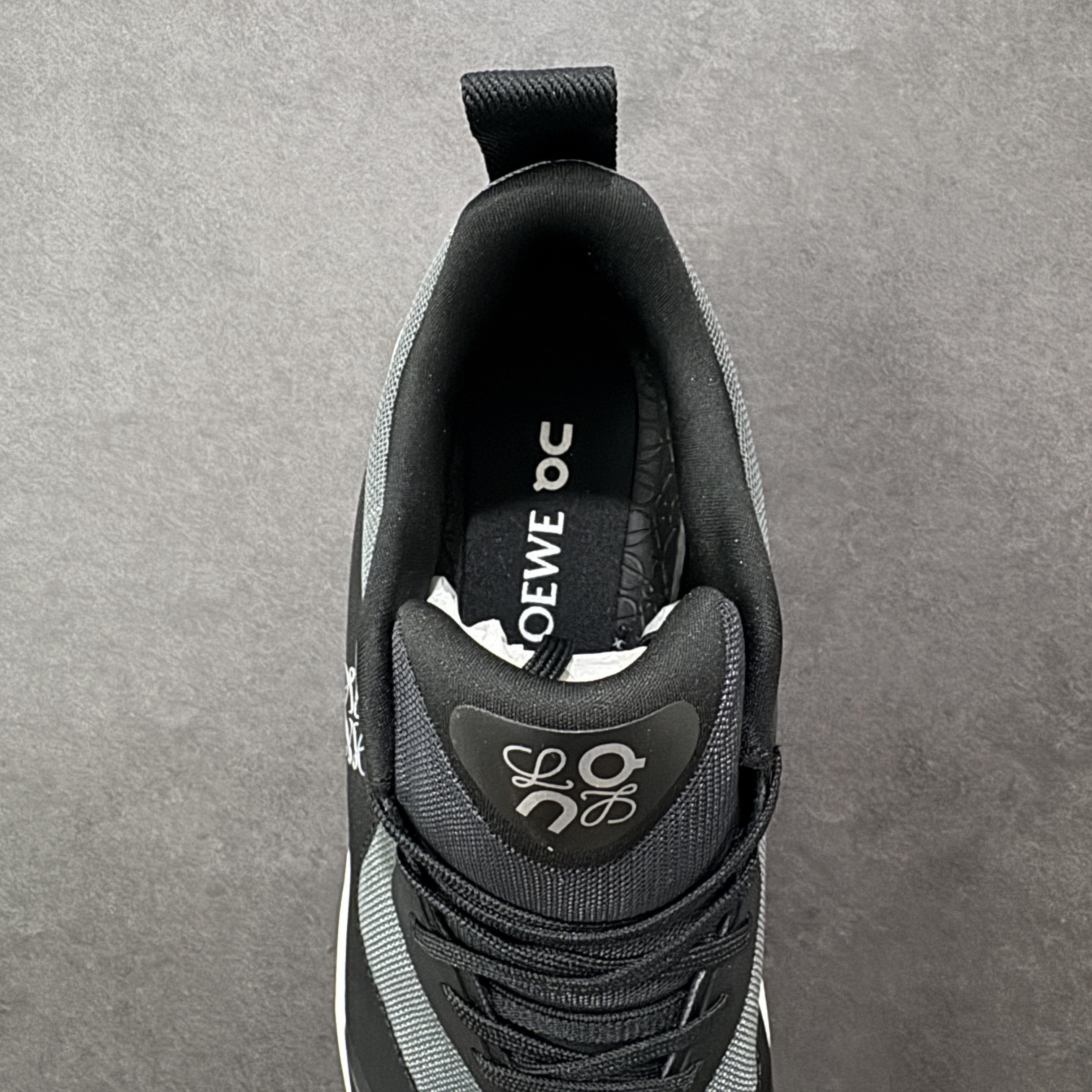 On Running Cloudtilt 2 LOEWE 