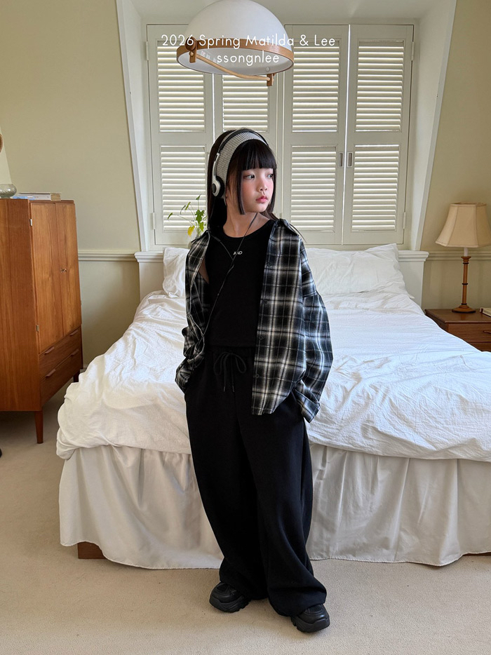 🇰🇷Matilda&Lee shirt