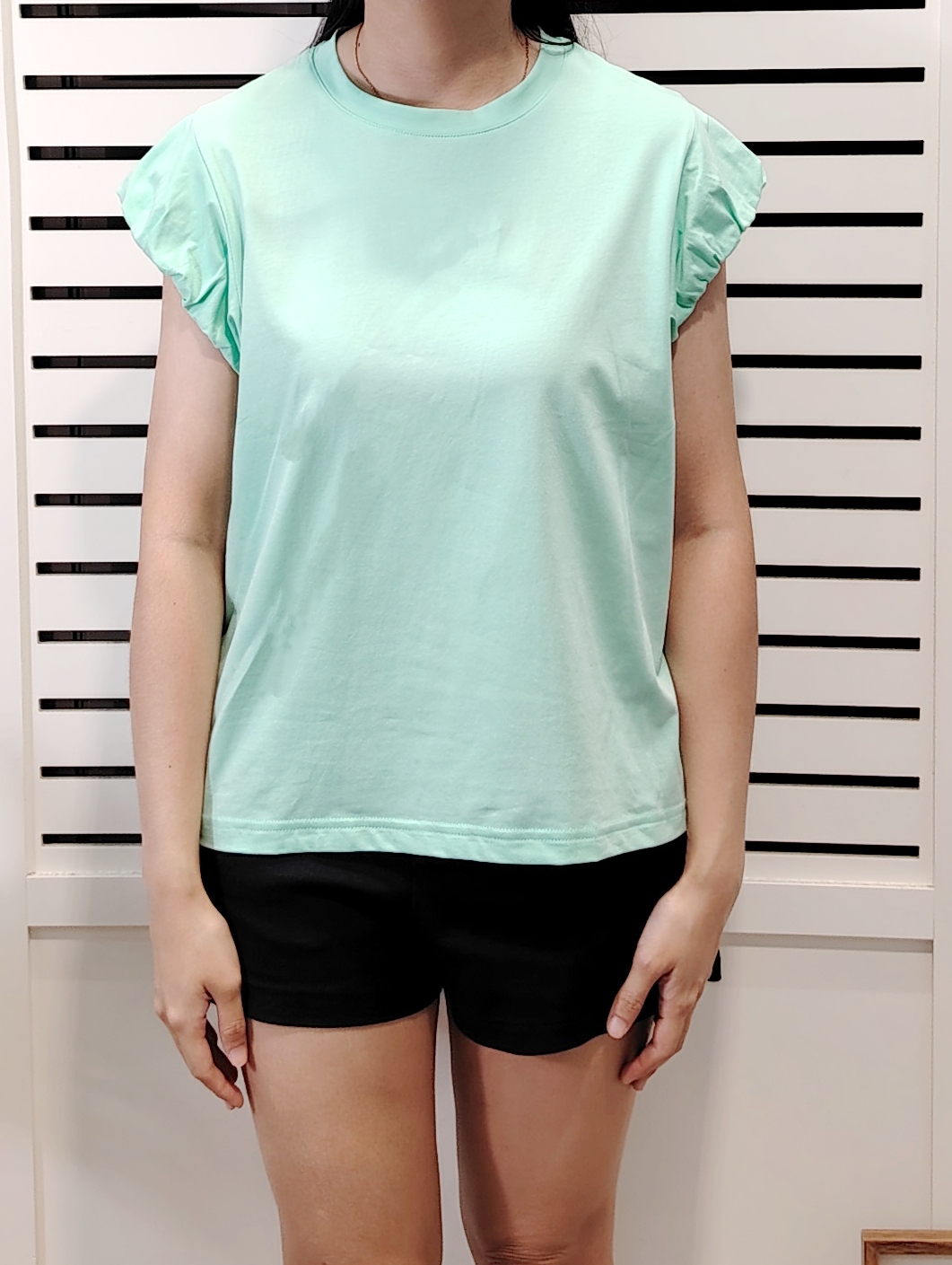 M2889 Wrinkled Sleeve Round Neck T-Shirt