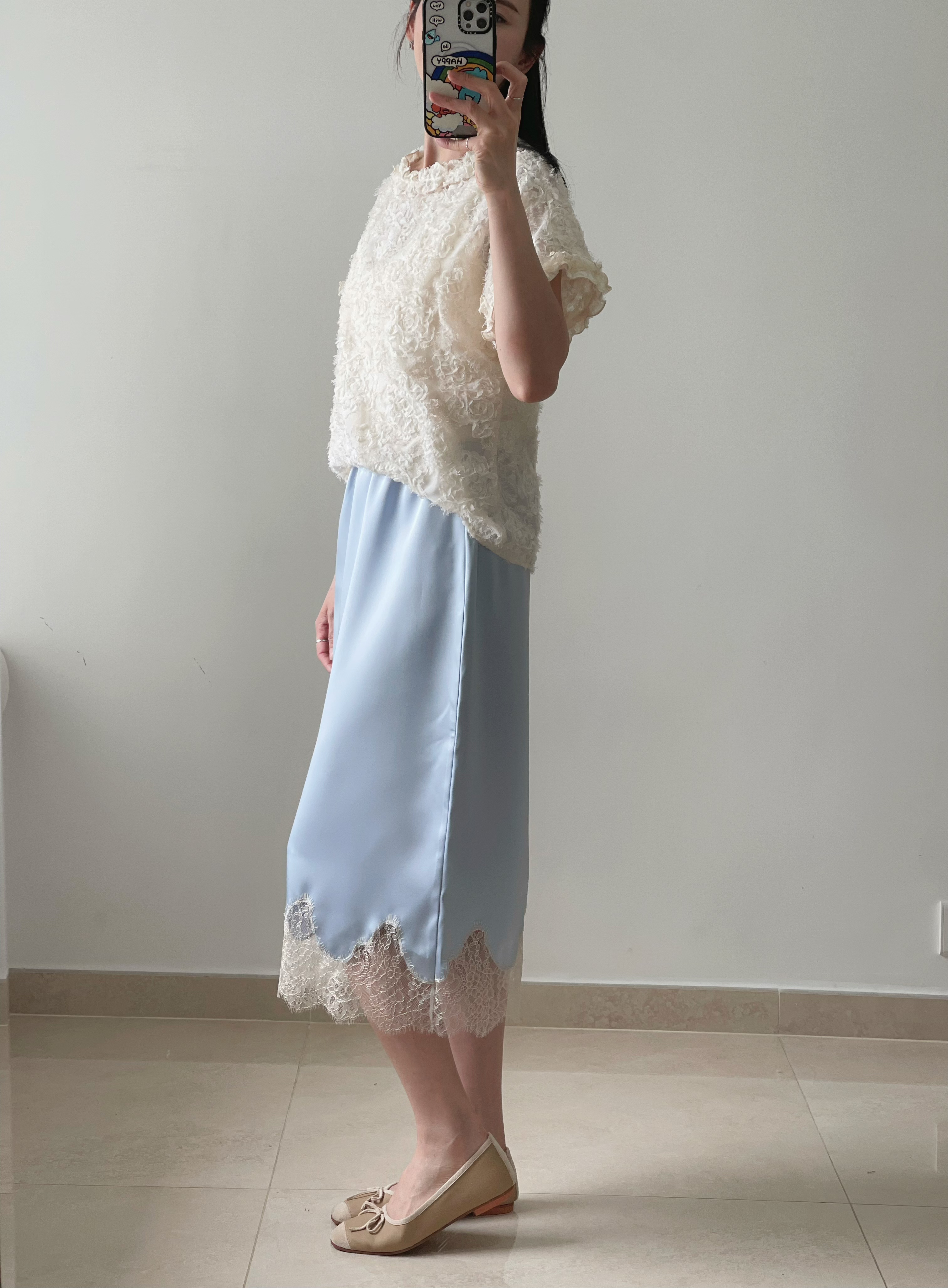 Elegant silky lace skirt
