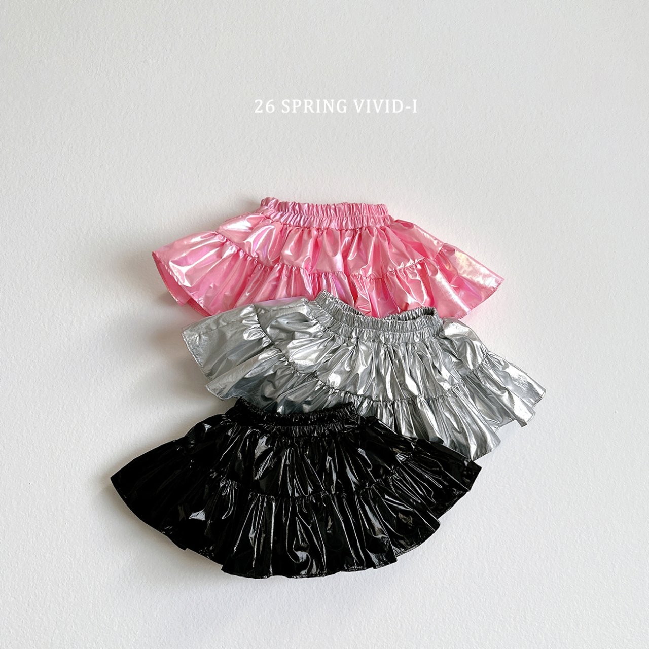 🌸預訂 韓國直送🌸🇰🇷VIVIDI三色雷射閃亮荷葉邊層疊短裙