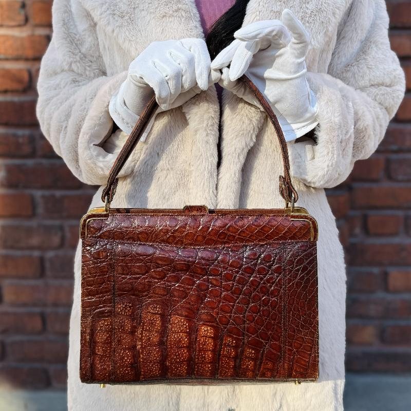 C.a. 1950s Brown Crocodile / Alligator Leather Bag from Paris (MT2258)