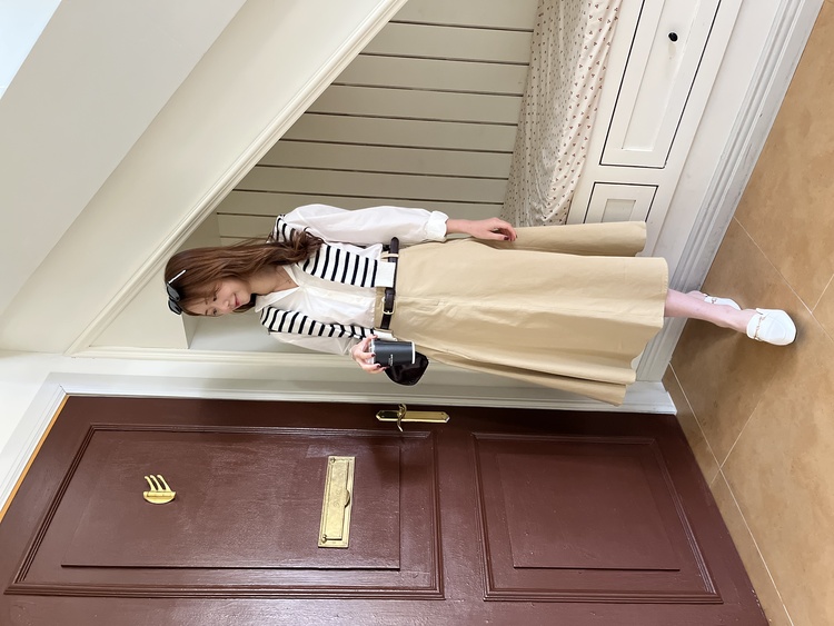 The Signature Flare Skirt (Beige)