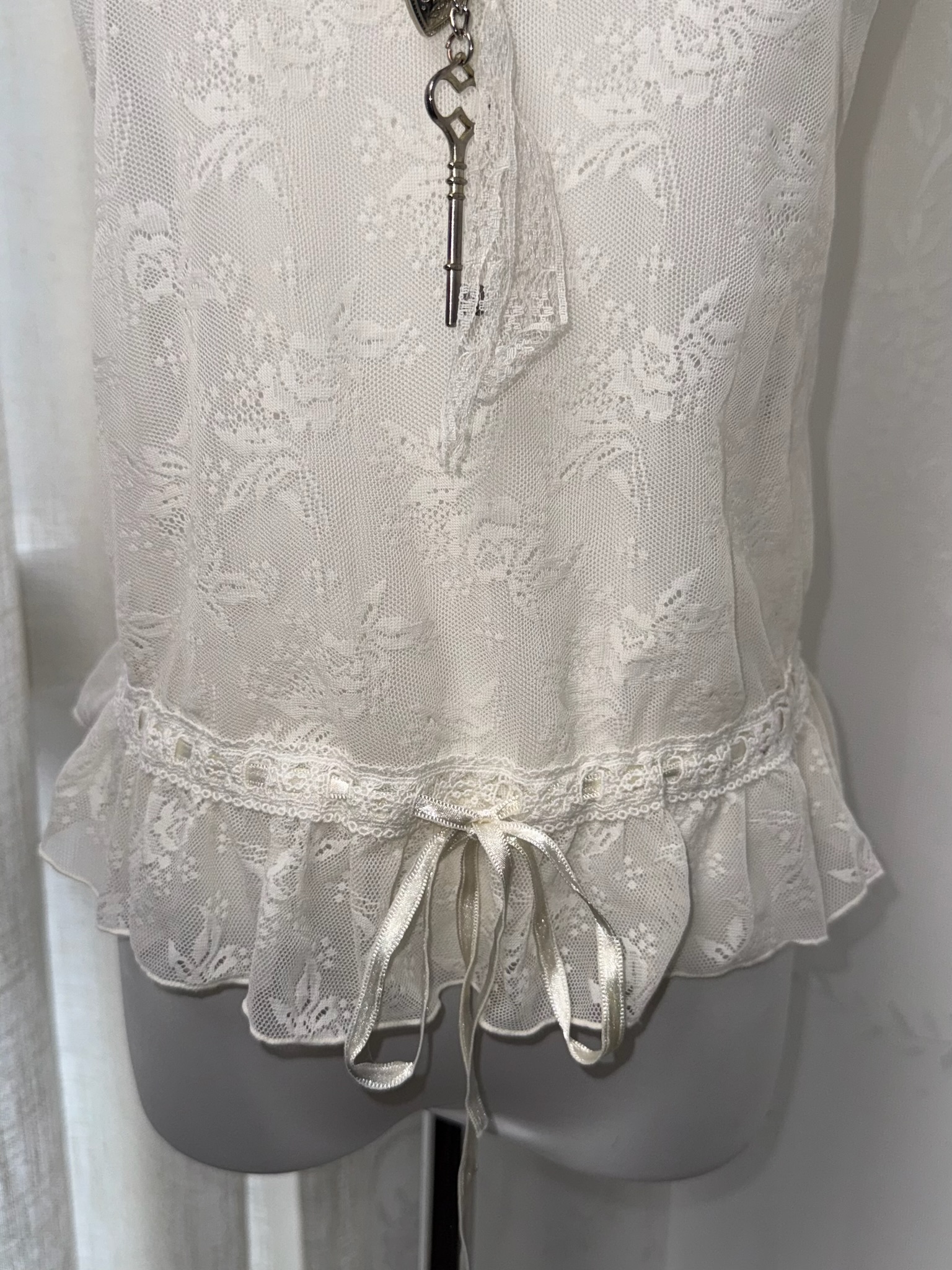 Jacquard Lace Scoop-Neck Blouse