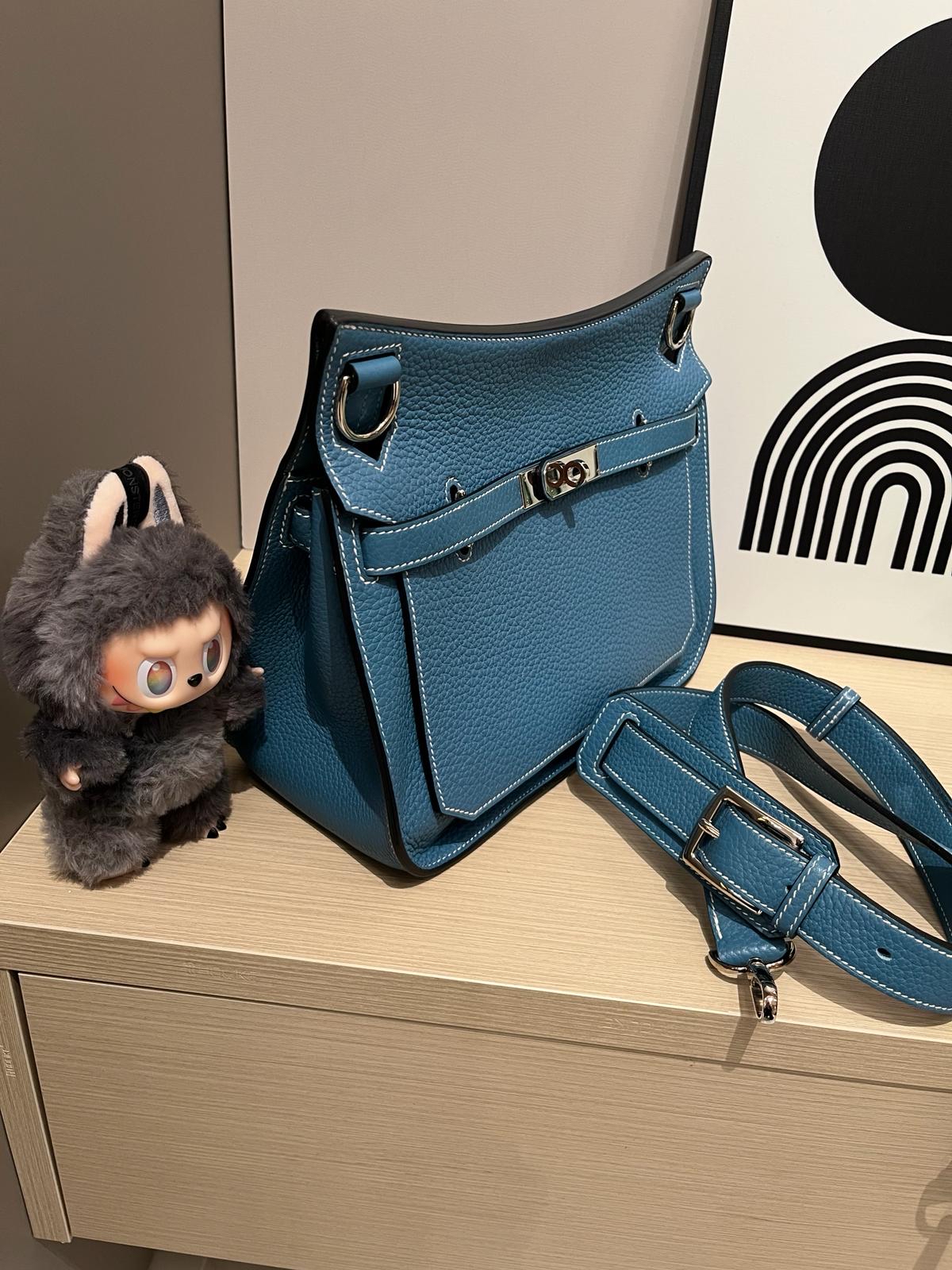 Hermes Jypsiere 28，Stamp [R] 牛仔藍銀扣 100%Authentic ,98%new ✅dust bag✅booklet ✅box 