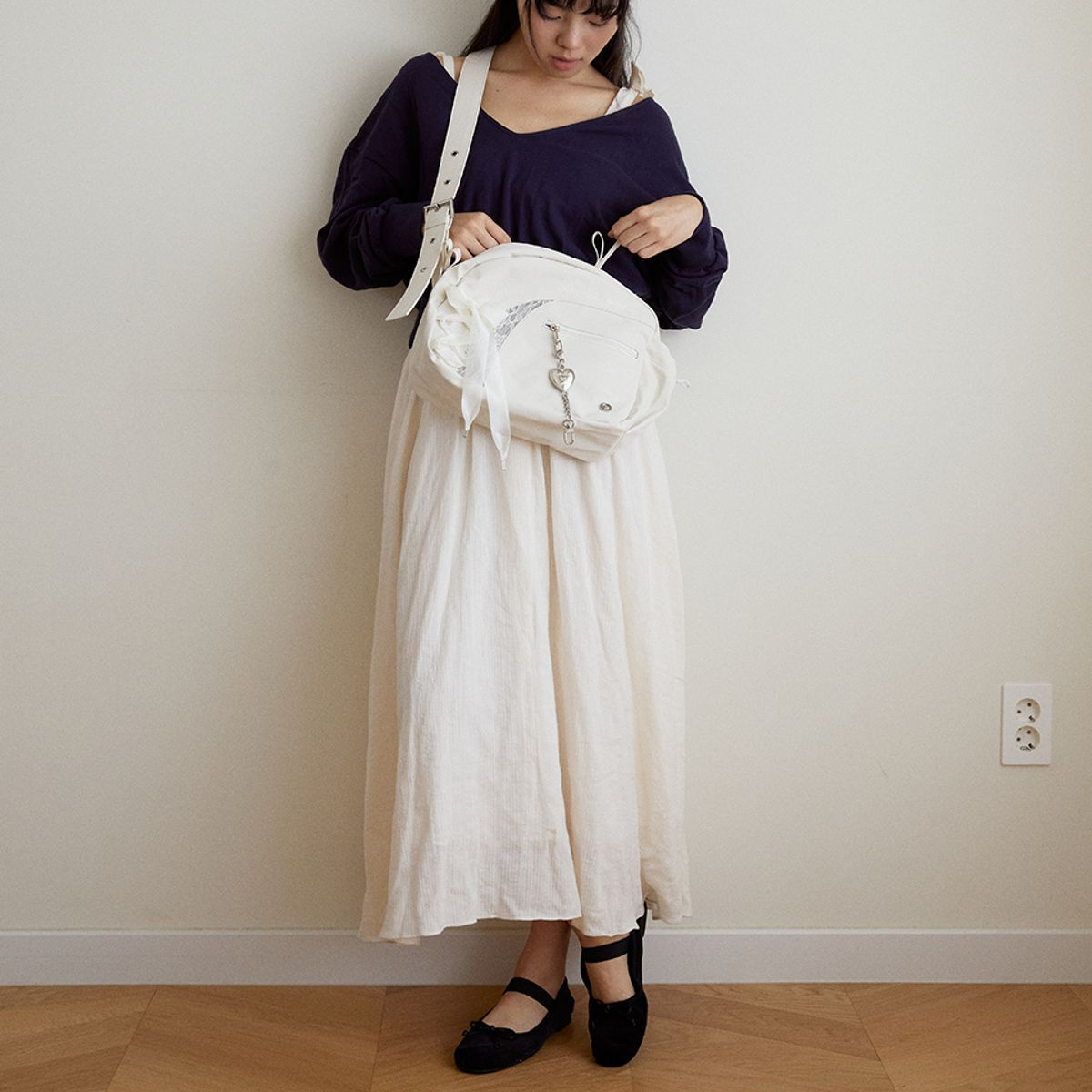 [ovuni] Romantique Sneaker Crossbody Bag (2款)