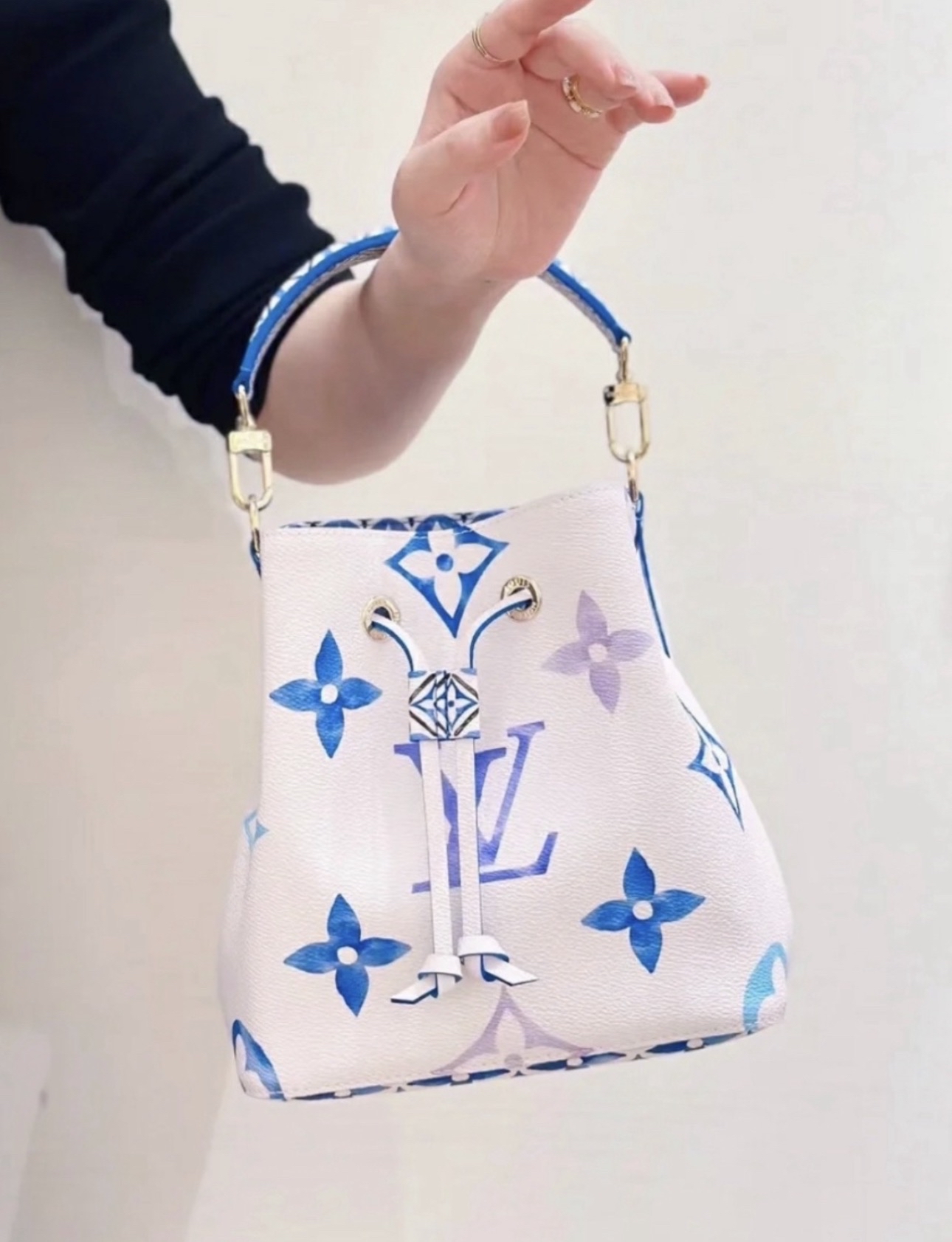 Louis Vuitton 水桶包