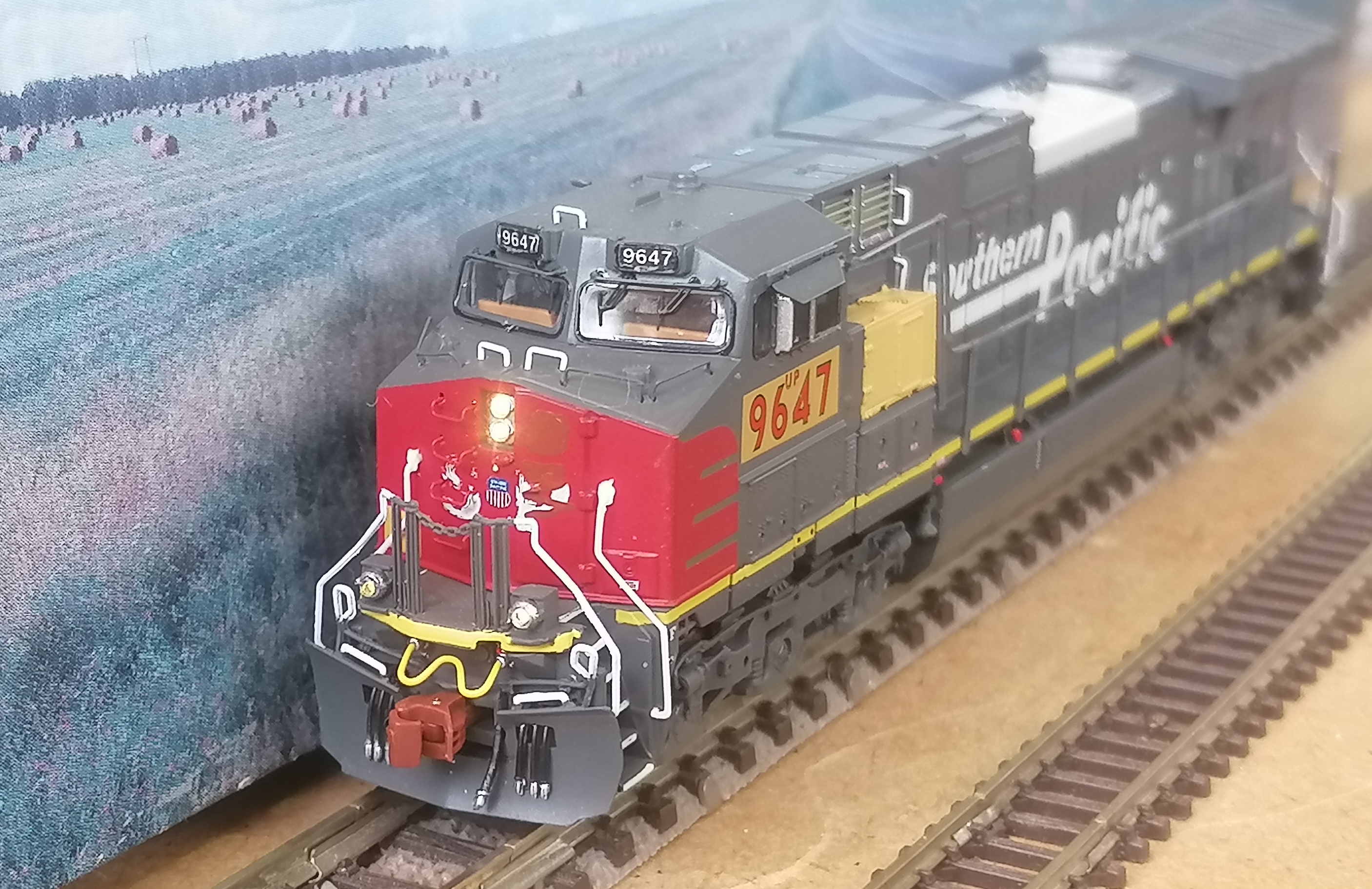 Scaletrains Rivet Counter N Scale GE DASH 9-44CW, Union Pacific/ex-Southern Pacific Speed Lettering Patch