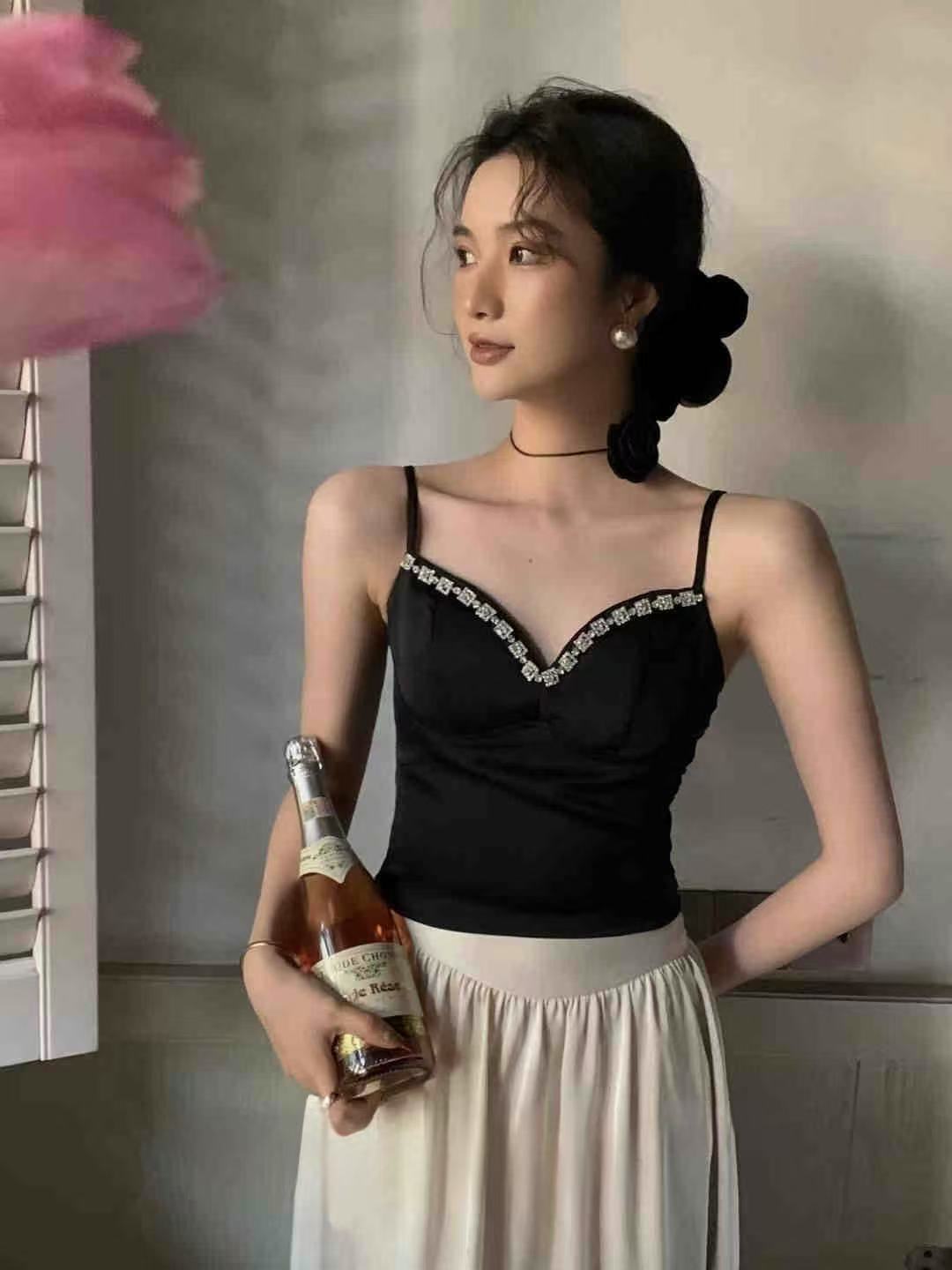 TP297镶钻吊带背心