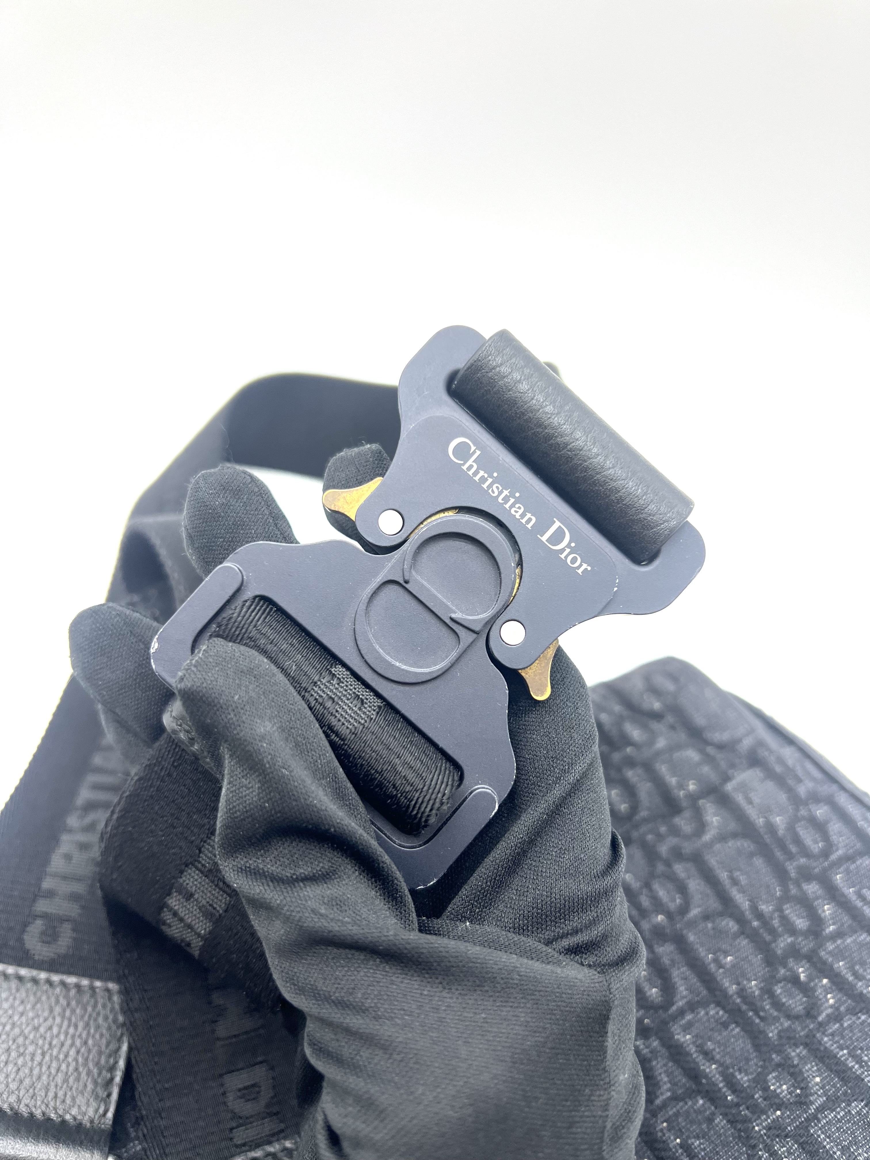 直播貨品 |  [1個-$100 2個-$300］DD05