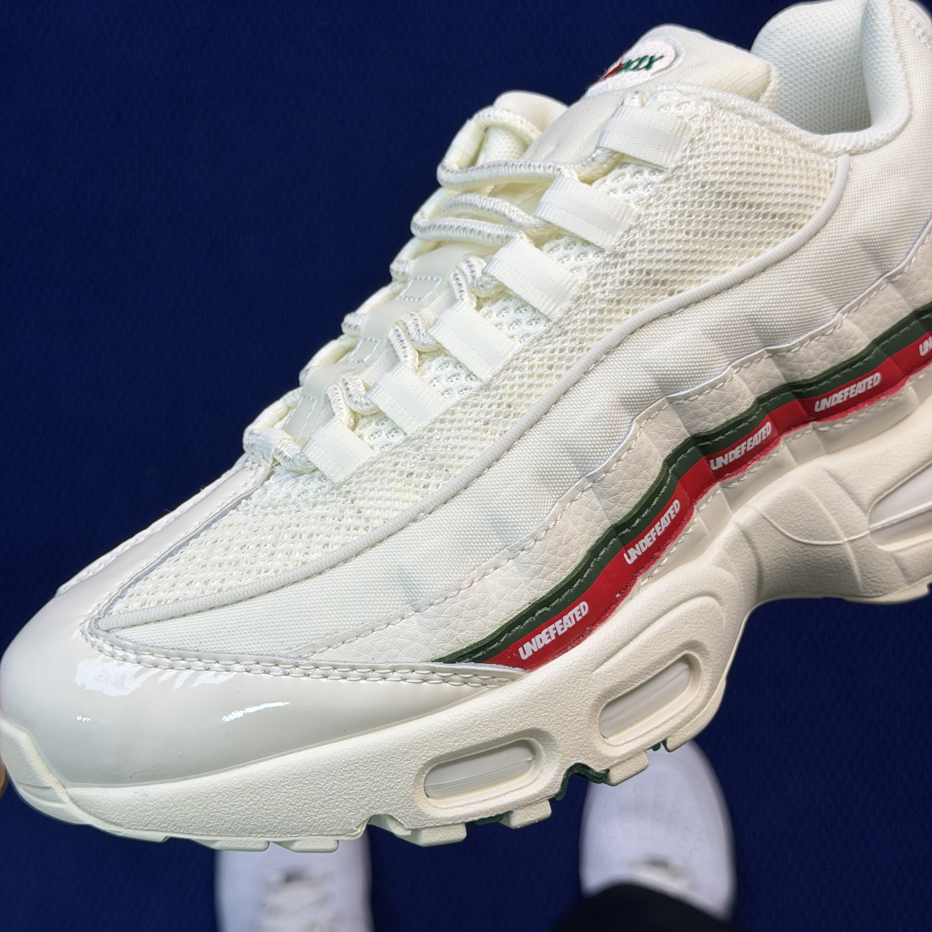 Undefeated x Nike Air Max 95 IB4453-100 