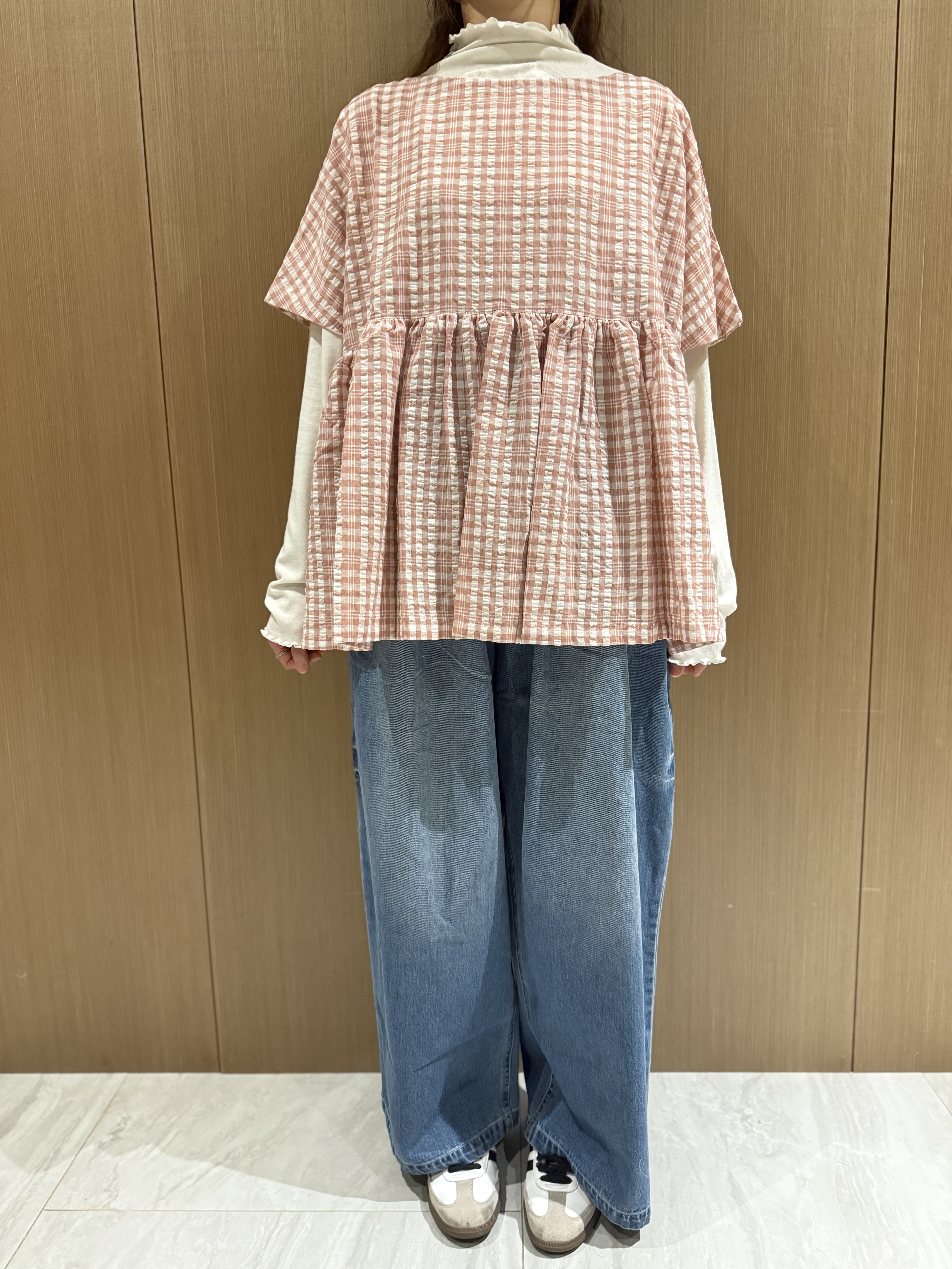 泡泡棉格仔𝐭𝐨𝐩（粉𝐱白）