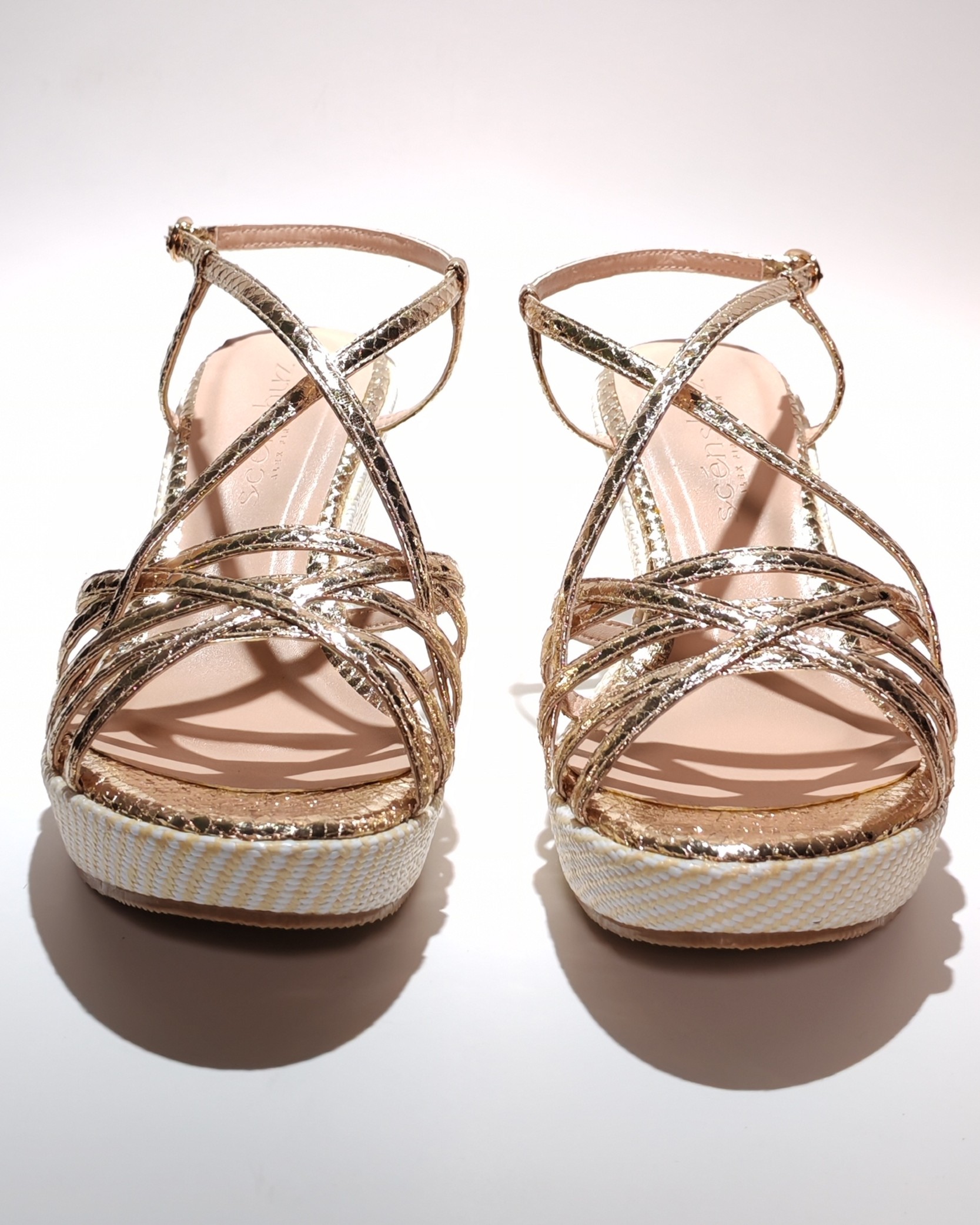 LOLA WEDGE GOLD