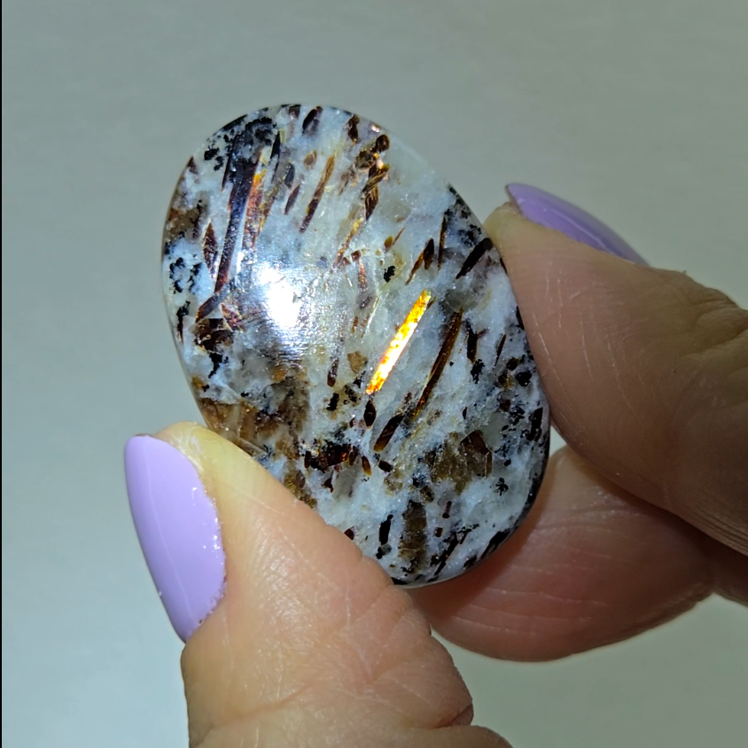 Astrophyllite cabochon - AST17