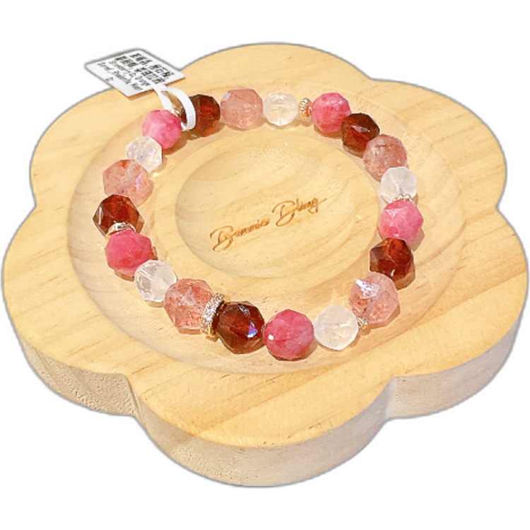 【緋紅悸動 • 守護真愛】能量療癒手串