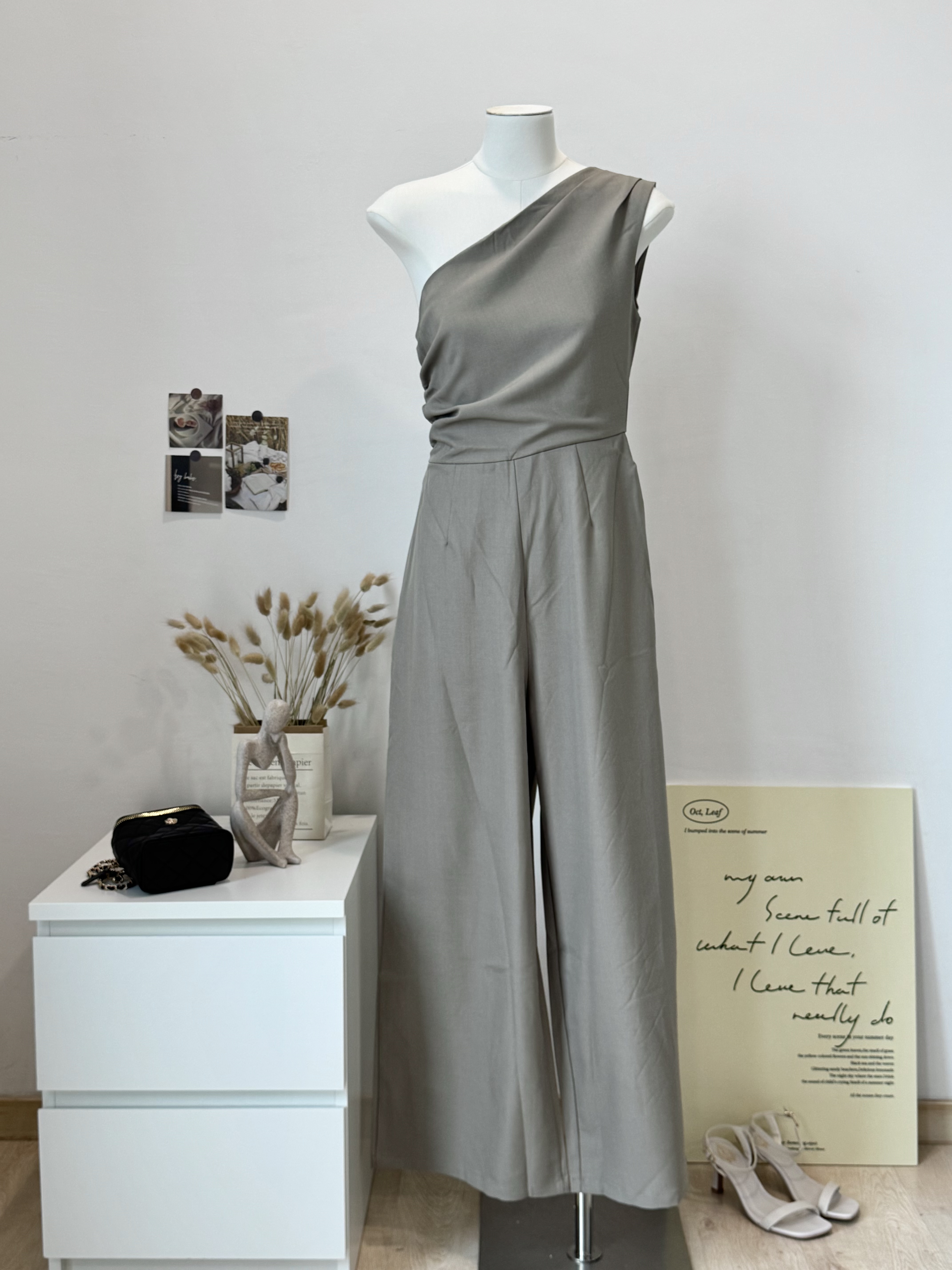 Eyana Suit Jumpsuit 法式气质斜肩连体裤( 2 colours )