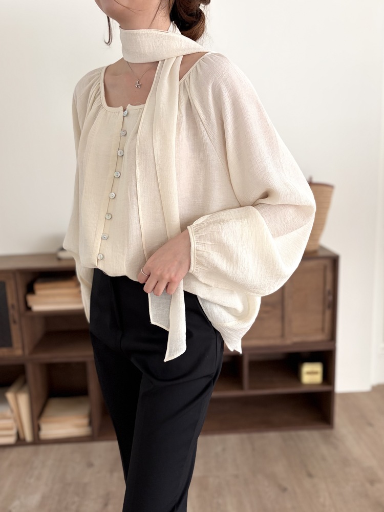 Eloise Tie-Neck Blouse (Cream)