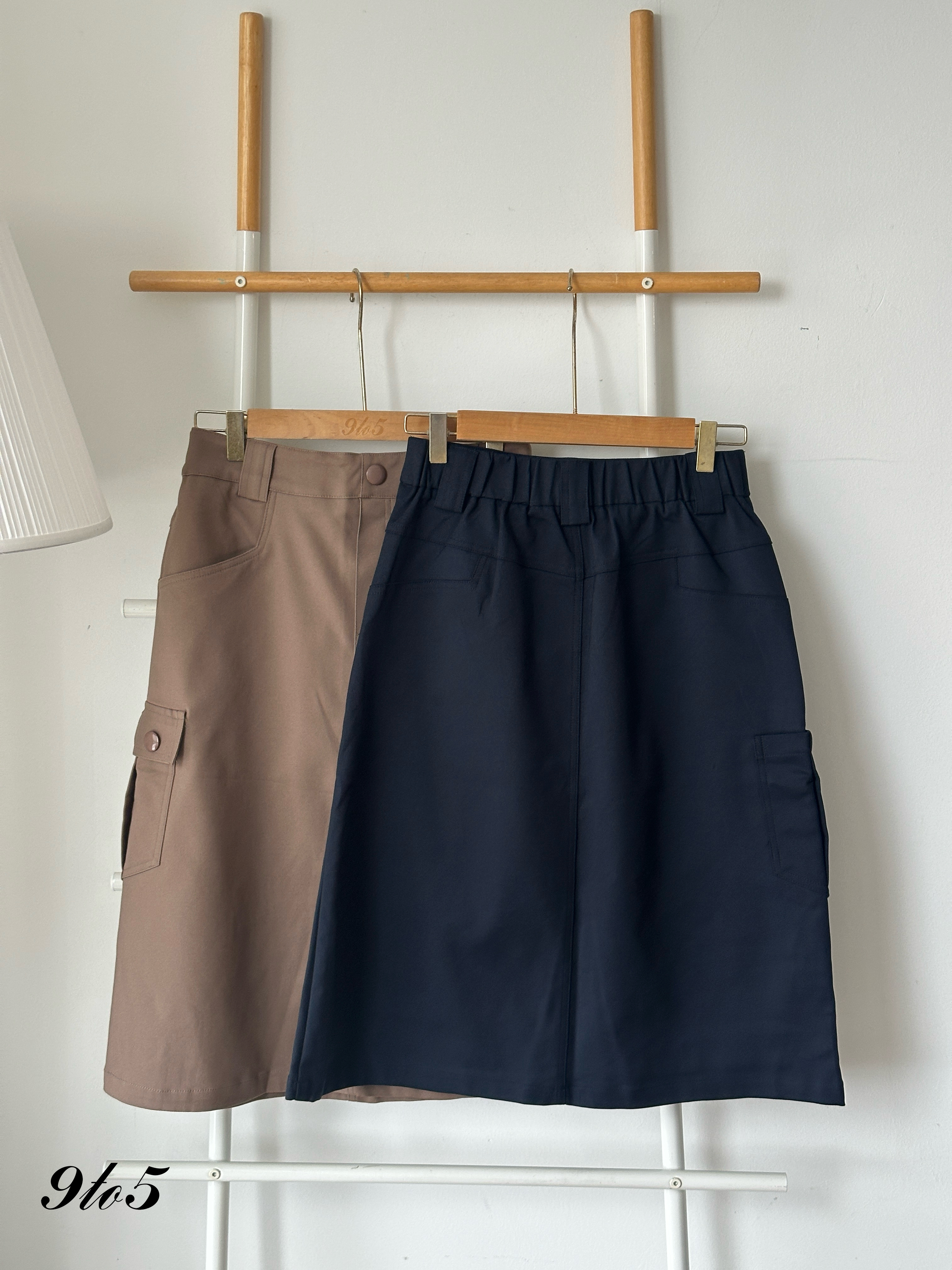 S1870 A Line Mid Skirt - Blue & Brown
