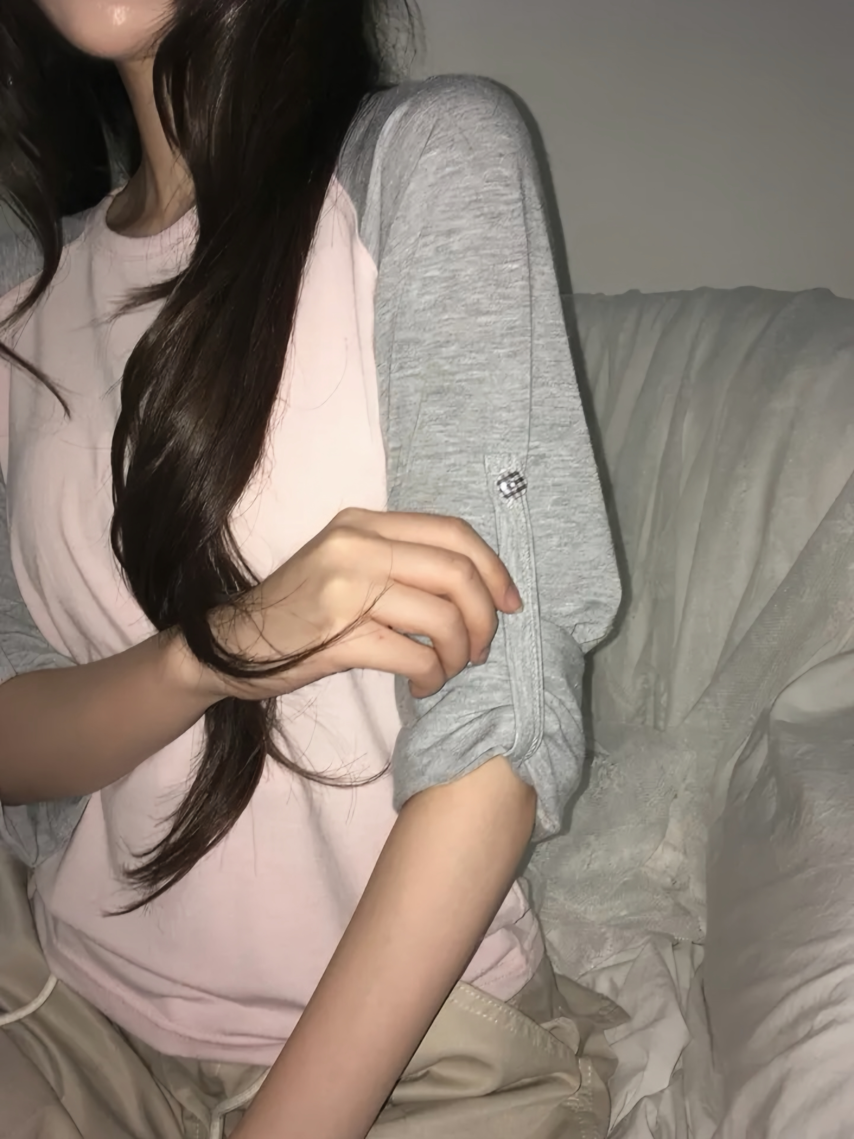 Roll-up Raglan Contrast Top