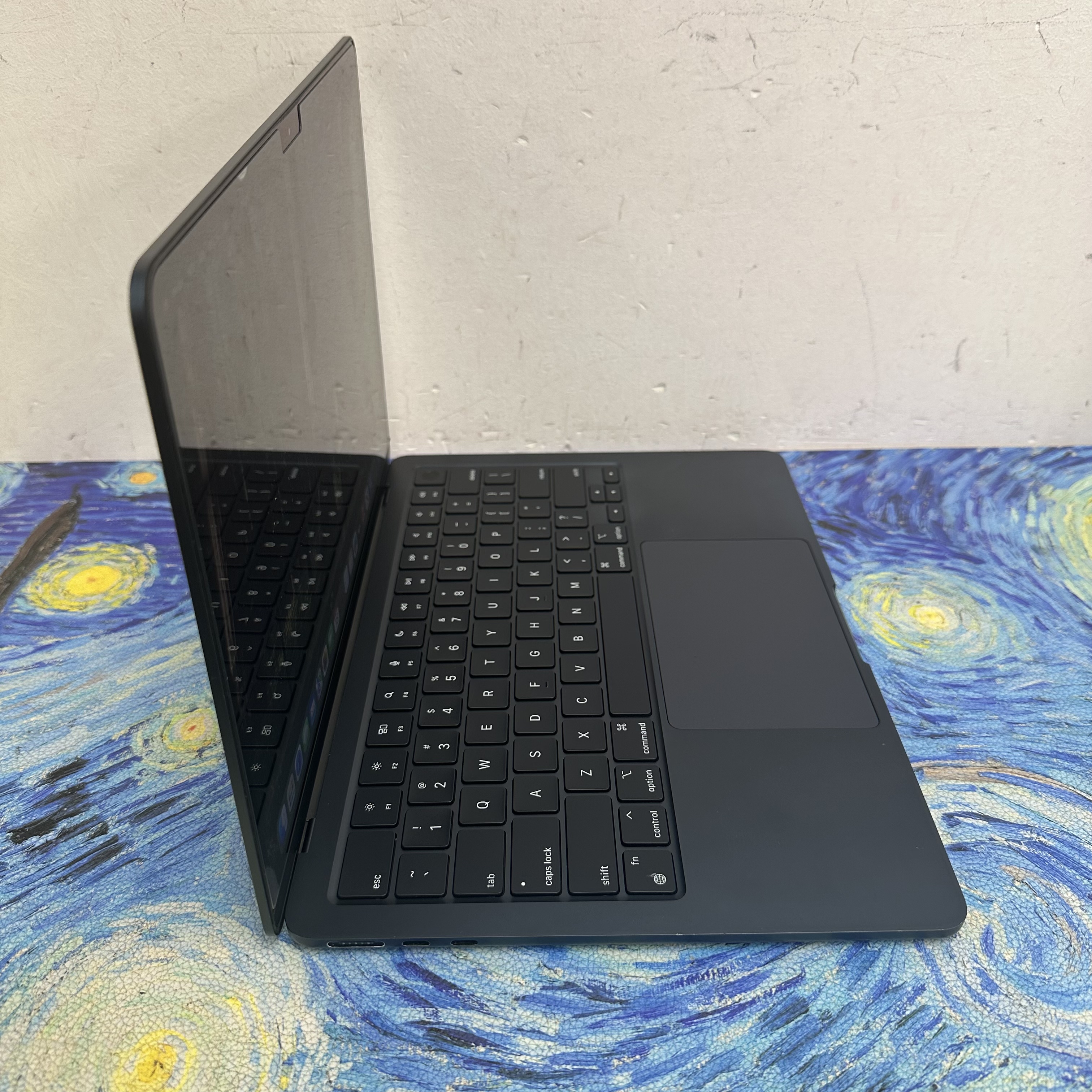 #5884 APPLE  MacBook Air M2 2023 M2 CPU/8GB Ram/256GB SSD/8核心GPU/Liquid Retina Mon/13.6吋/藍色/Gaming Laptop / Notebook / MacBook Pro / Apple